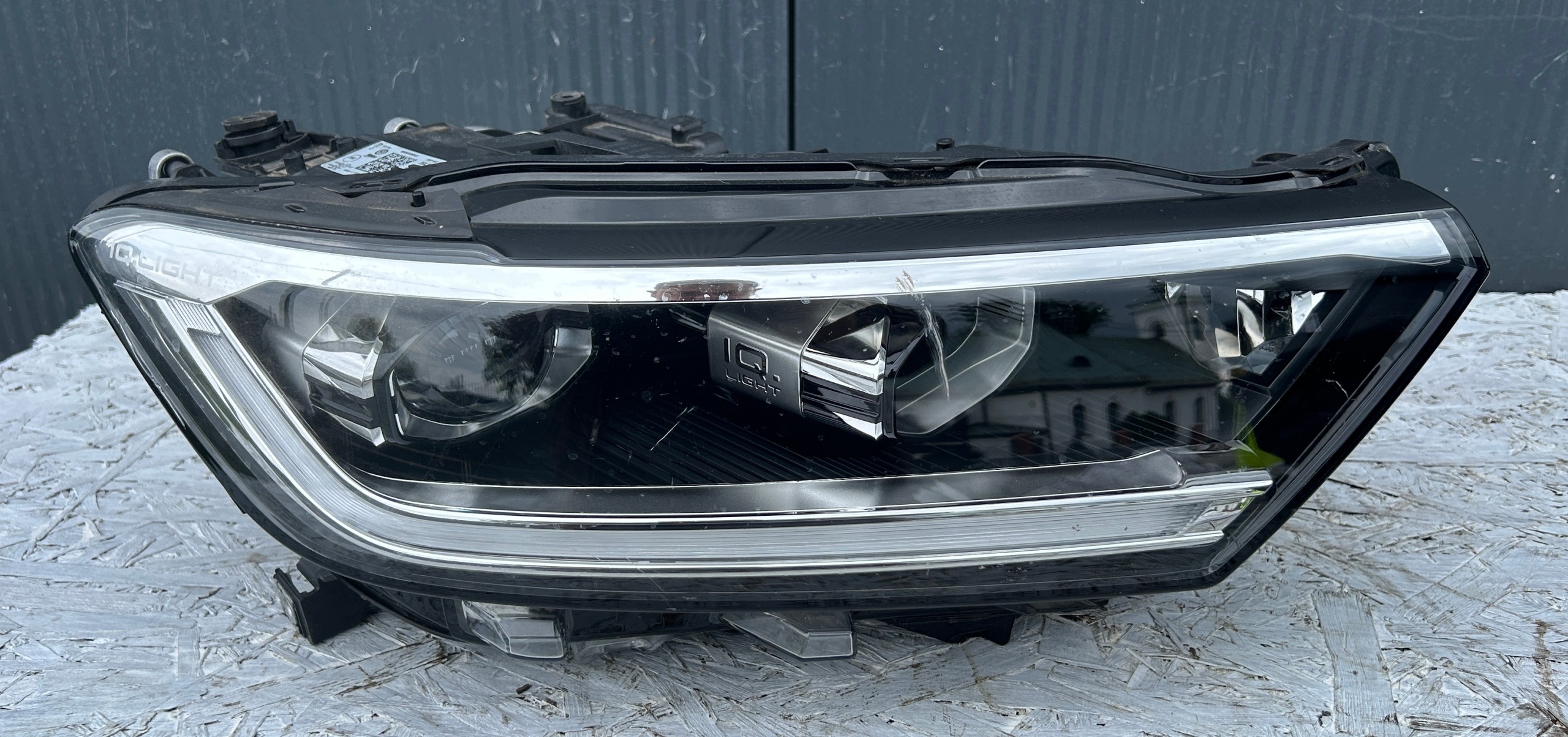 light right front front FULL LED IQ VW T-ROC 2GA941036CC