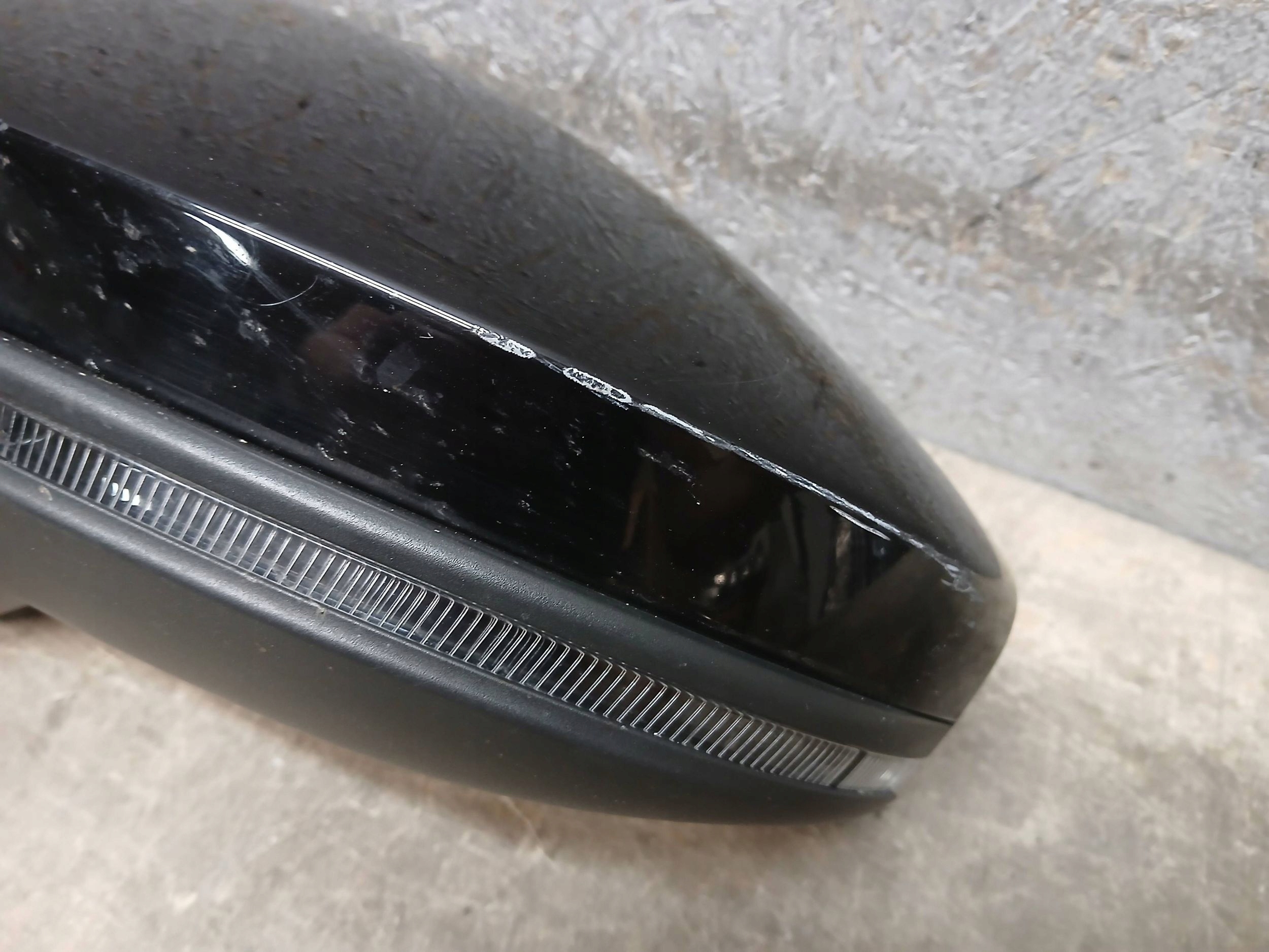 mirror front left AUDI A6 C8 4K 15PIN 4K1857409J