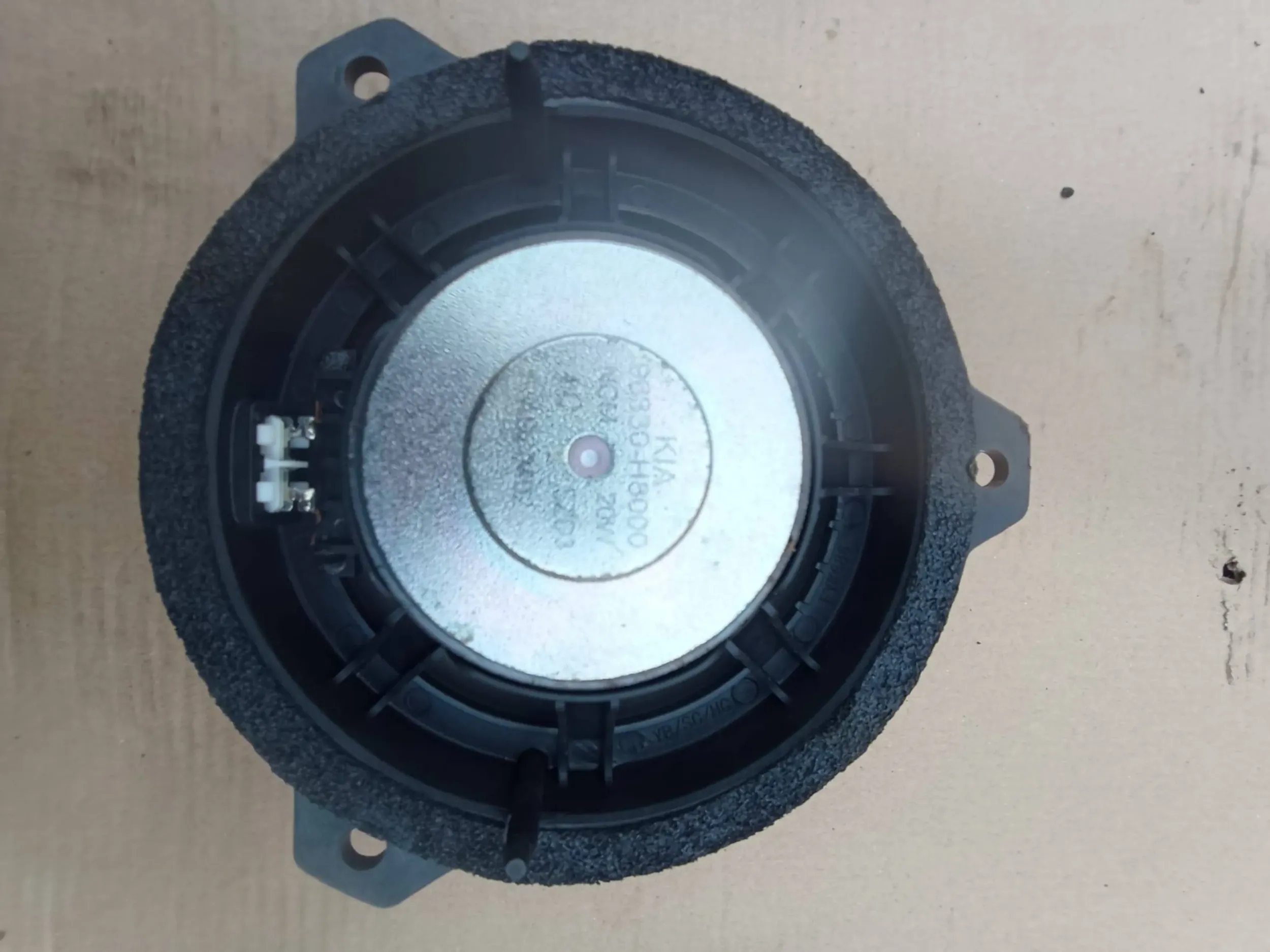 KIA RIO IV STONIC speaker left rear part rear 96330-H8000