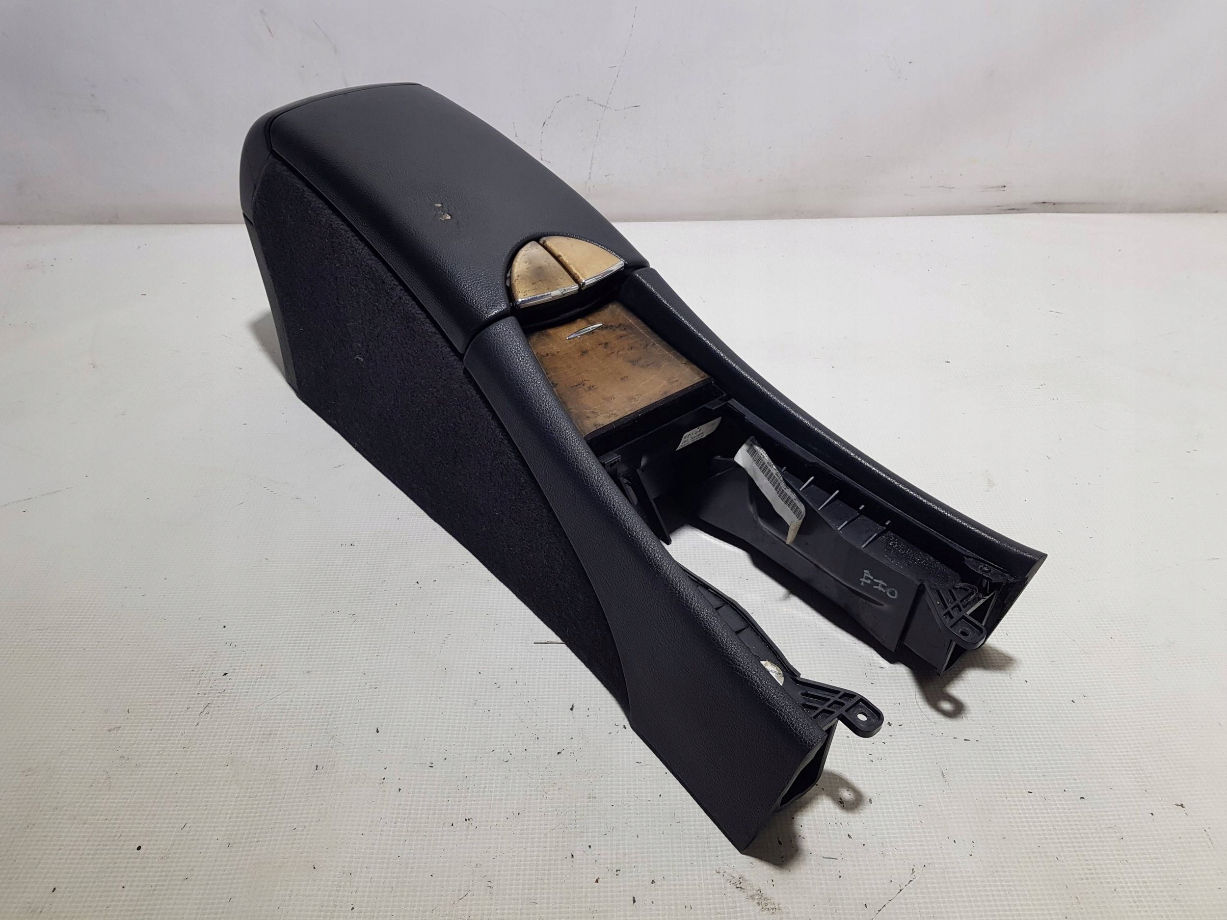 armrest TUNEL central Mercedes E W211