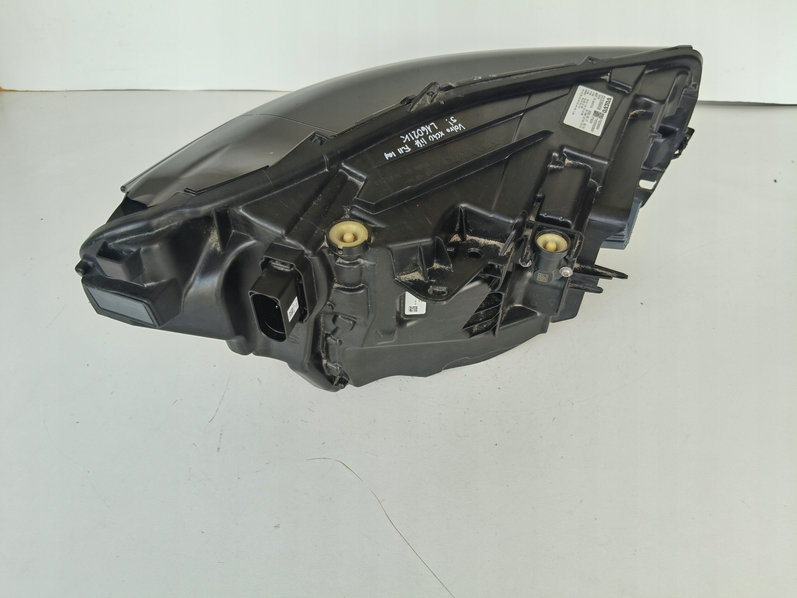 light left REFLEKTOR VOLVO XC40 C40 22- LIFT FULL LED