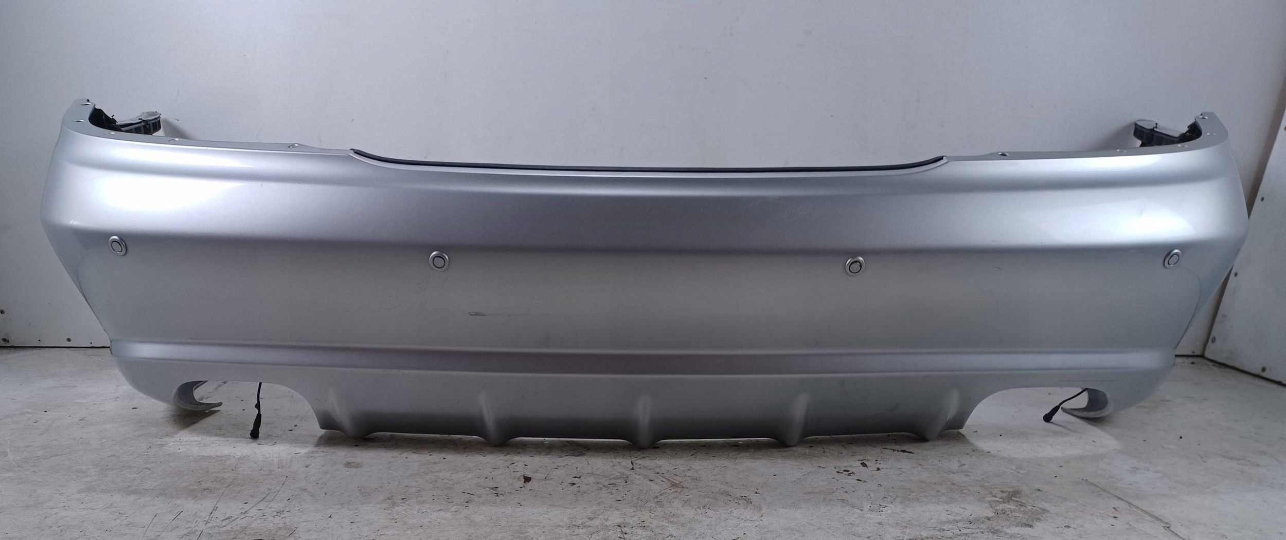 MERCEDES SL R230 W230 230 ZDERZAK TYŁ TYLNY 775 A2308852671