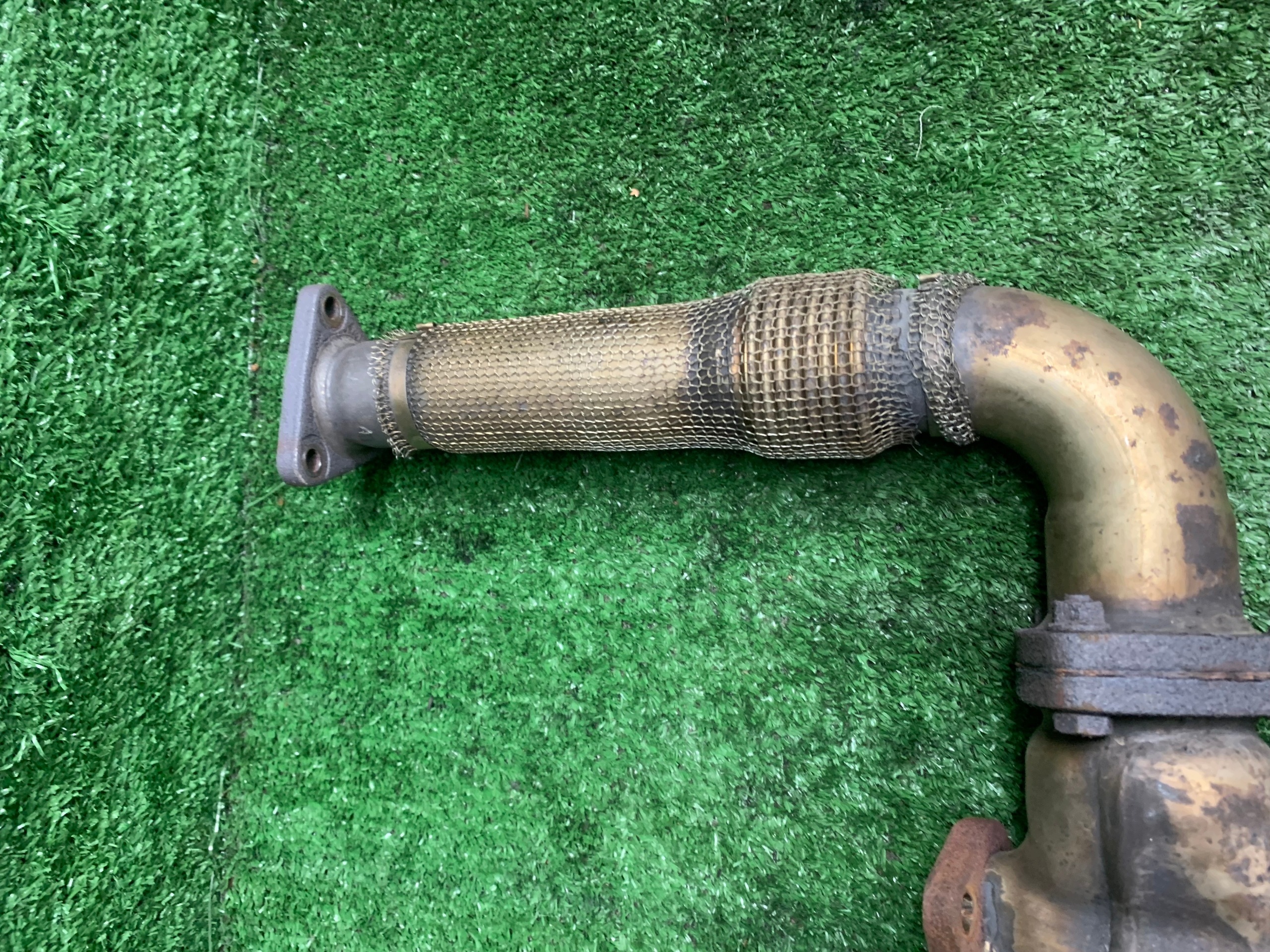 ispušna grana AUDI 059253034L a6 a5 a4 07-17