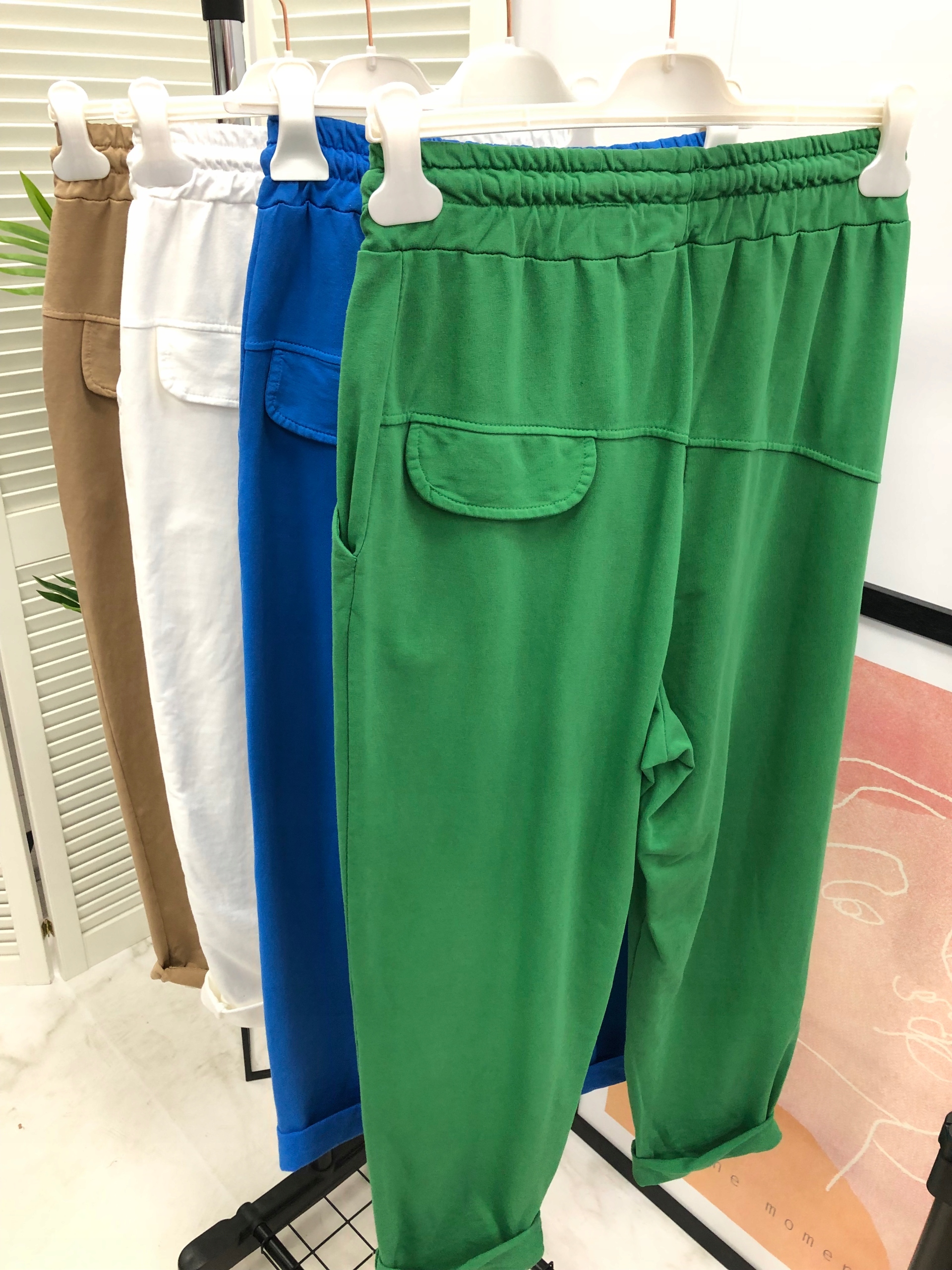 WIYA ITALY SPODNIE DRESOWE beż new model 2024 Cechy dodatkowe brak