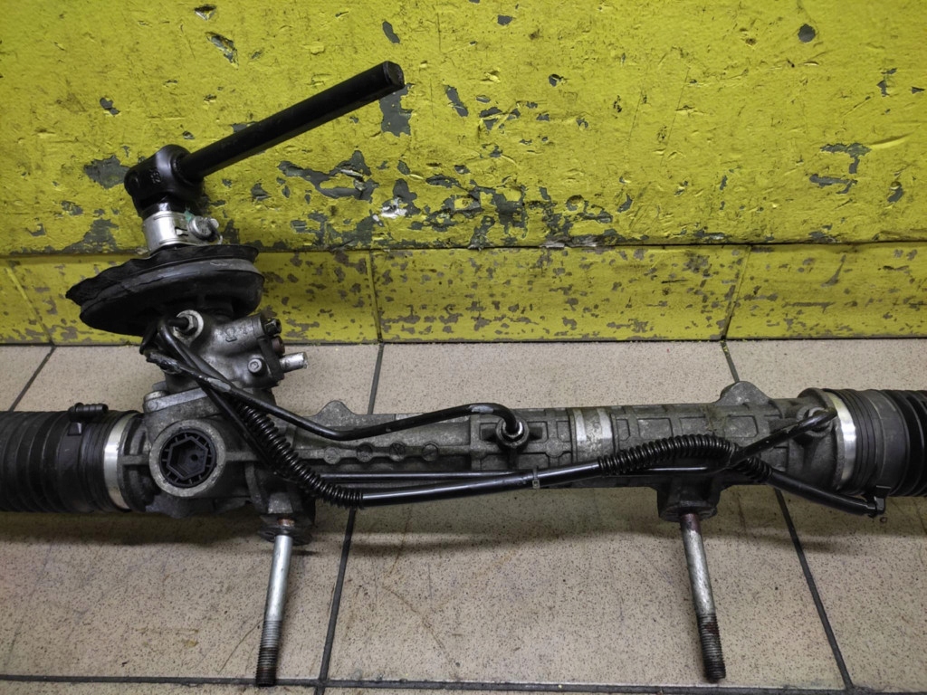 CITROEN C4 Boîte direction 8820000084