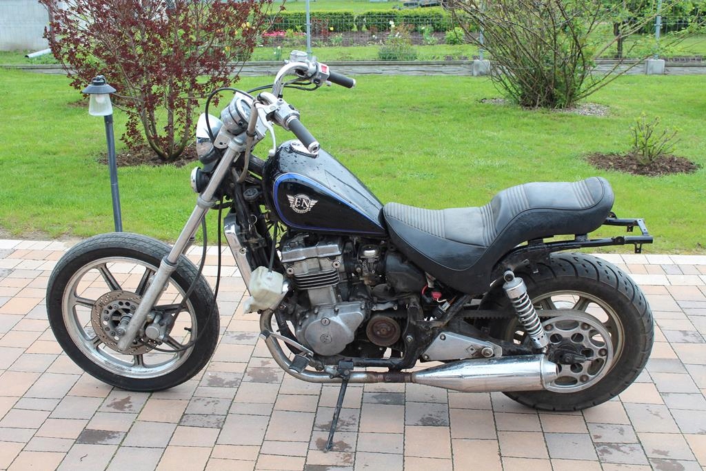 KAWASAKI EN500 VULCAN OSŁONA REFLEKTORA Producent Kawasaki OE