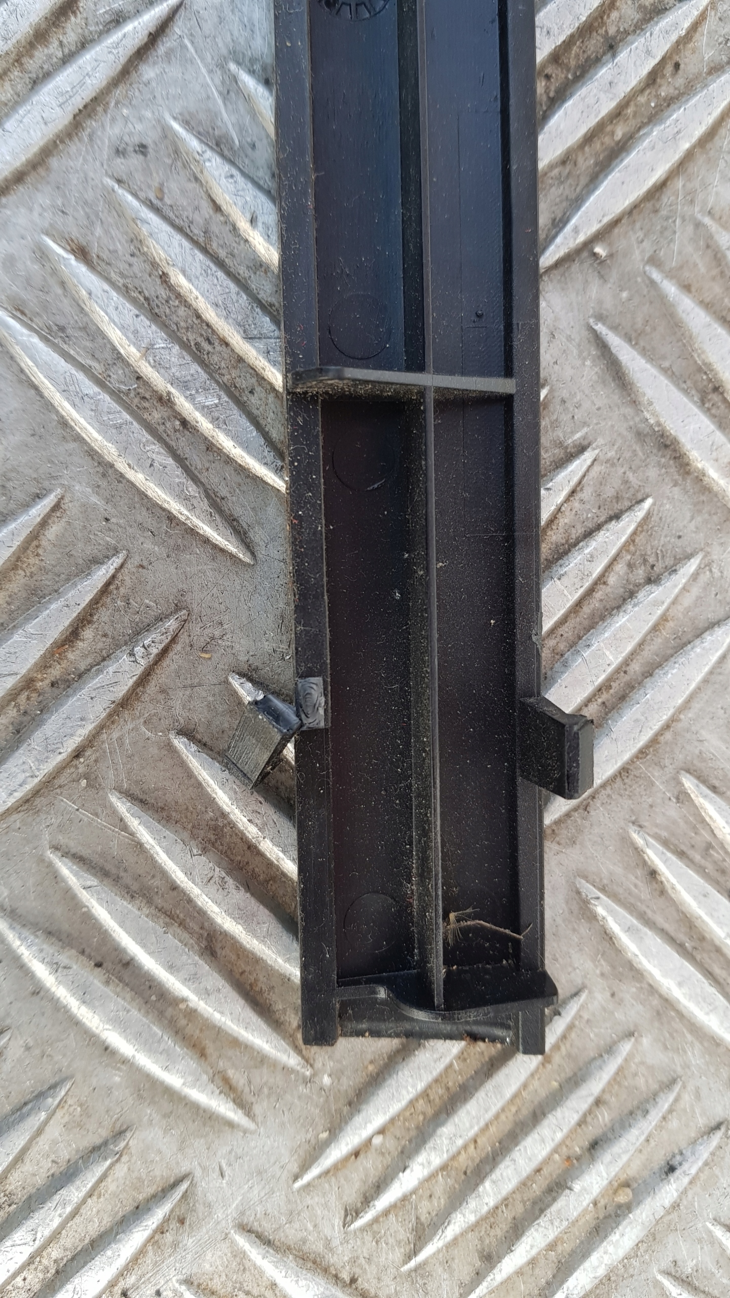 BMW E39 DEKOR DESKI ROZDZIELCZEJ 8185256