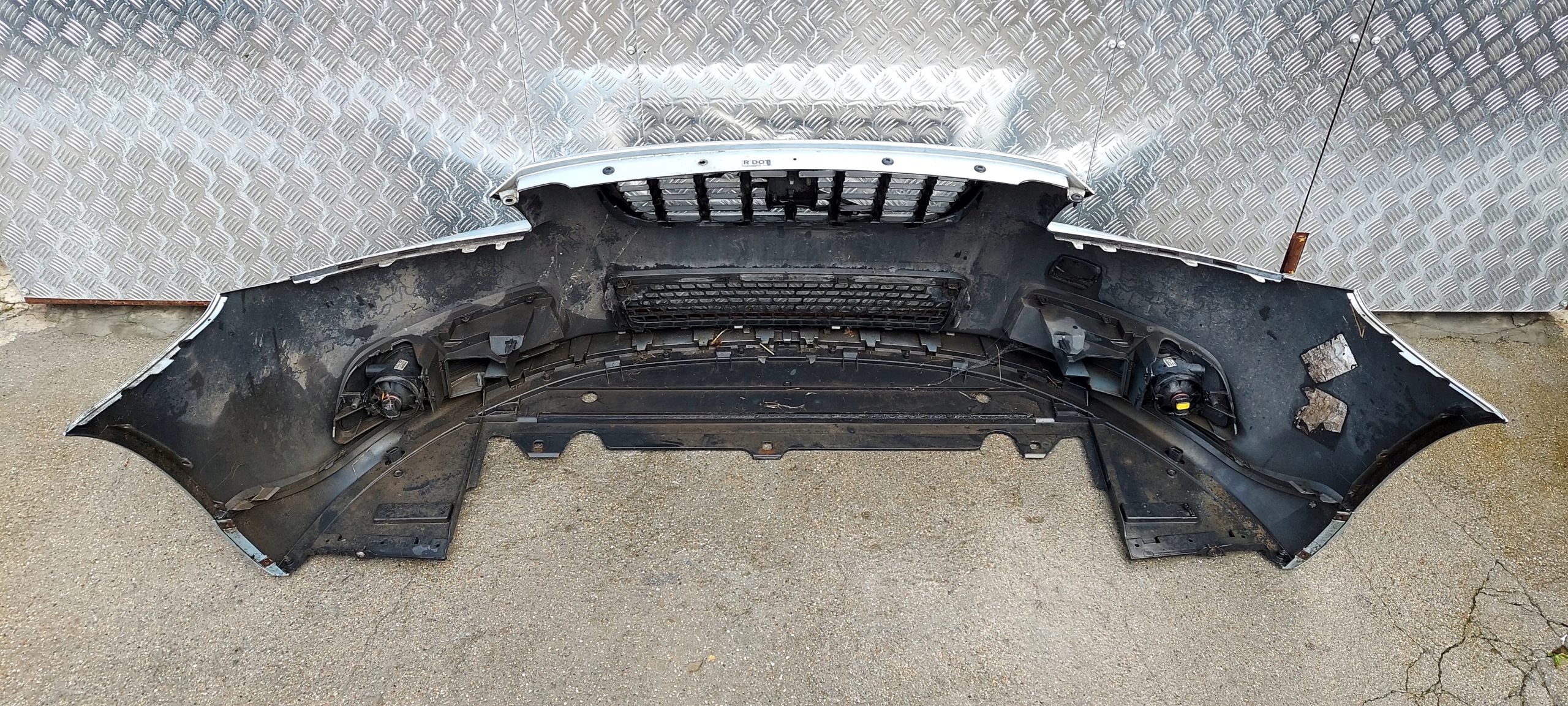 bumper front VOLVO V70 S80 07-13 LAK: 477-46