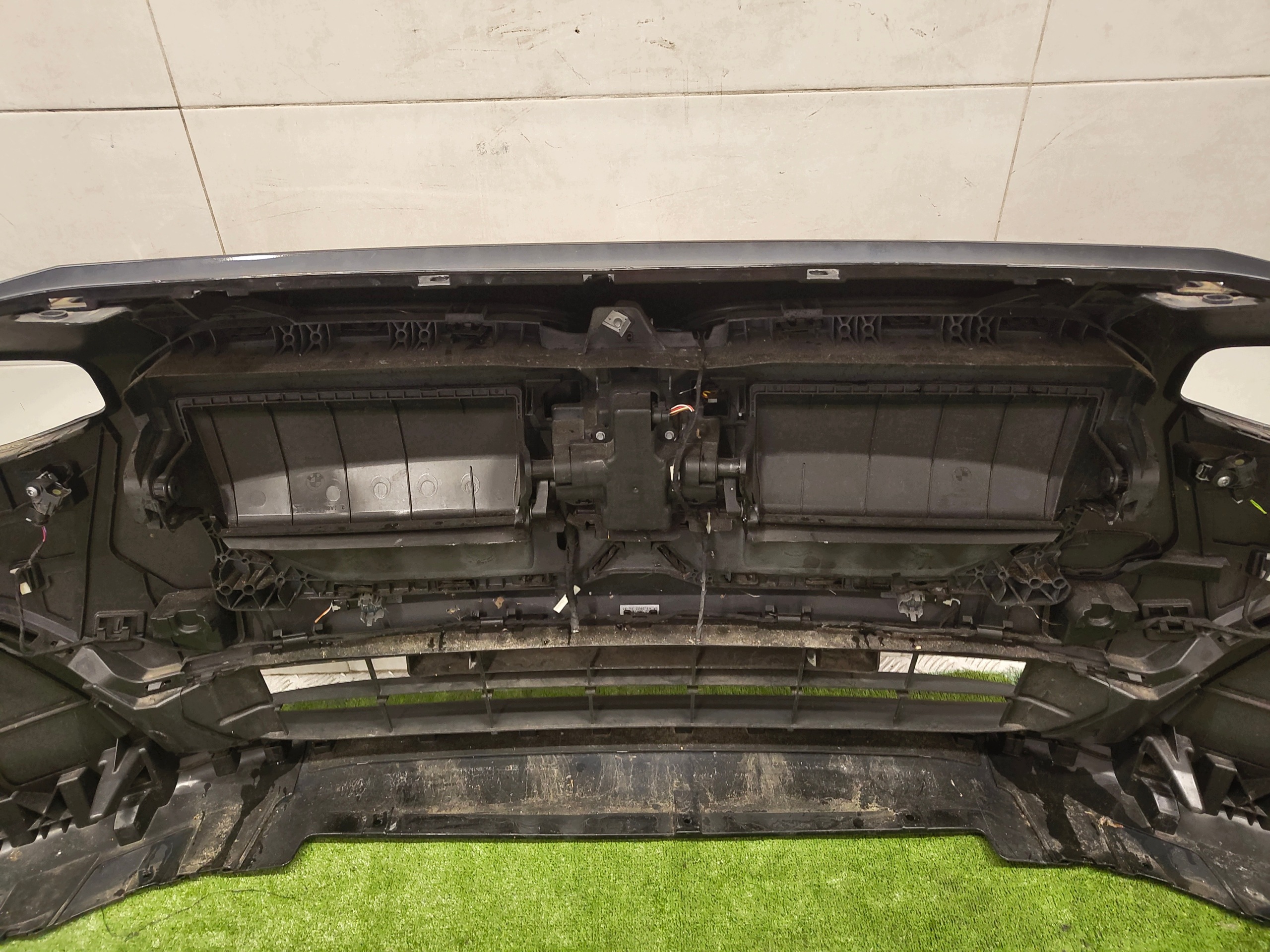 BMW 2 U06 bumper front front 6PDC colour 475