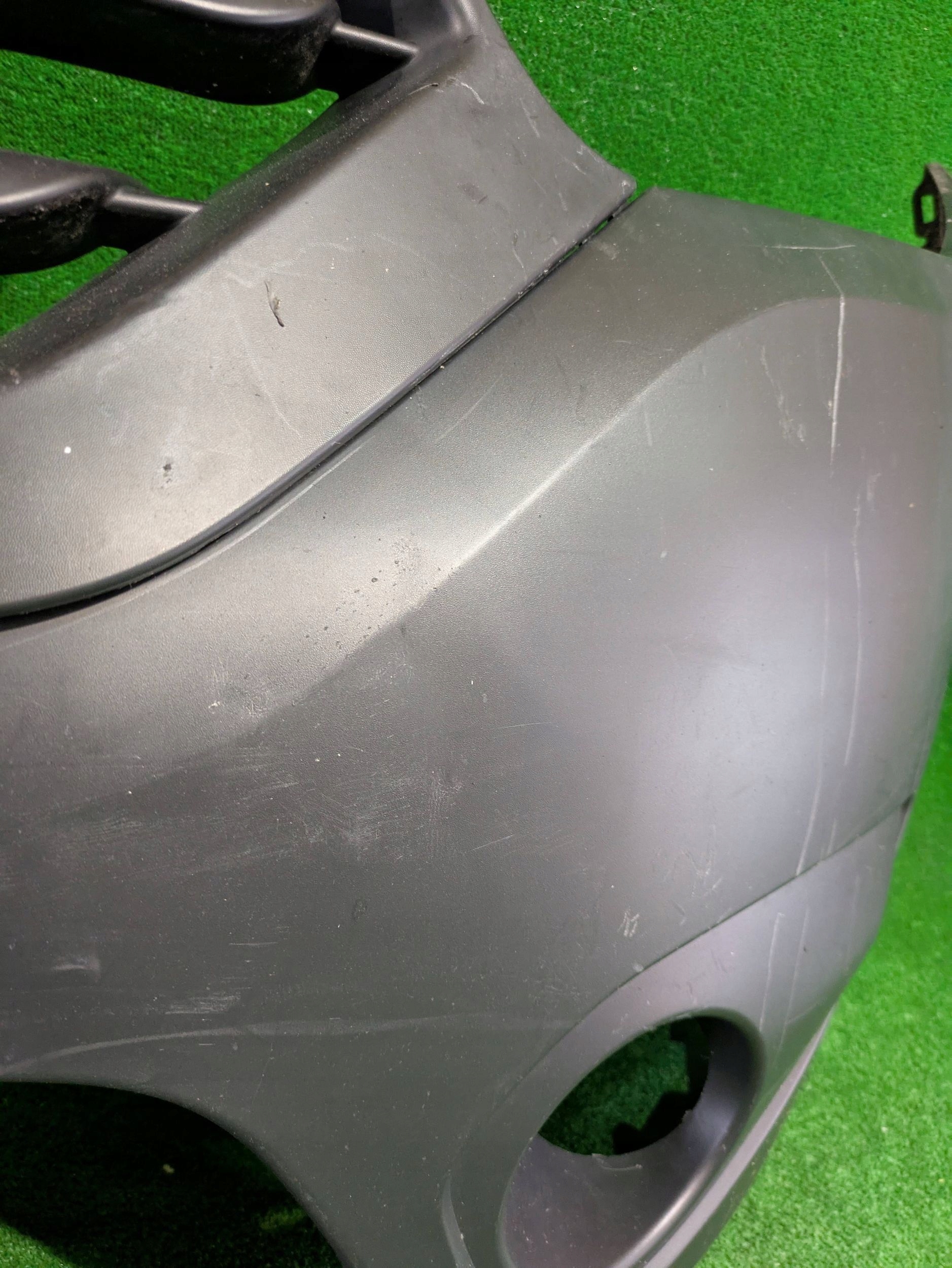 nárazník přední předek DACIA DOKKER