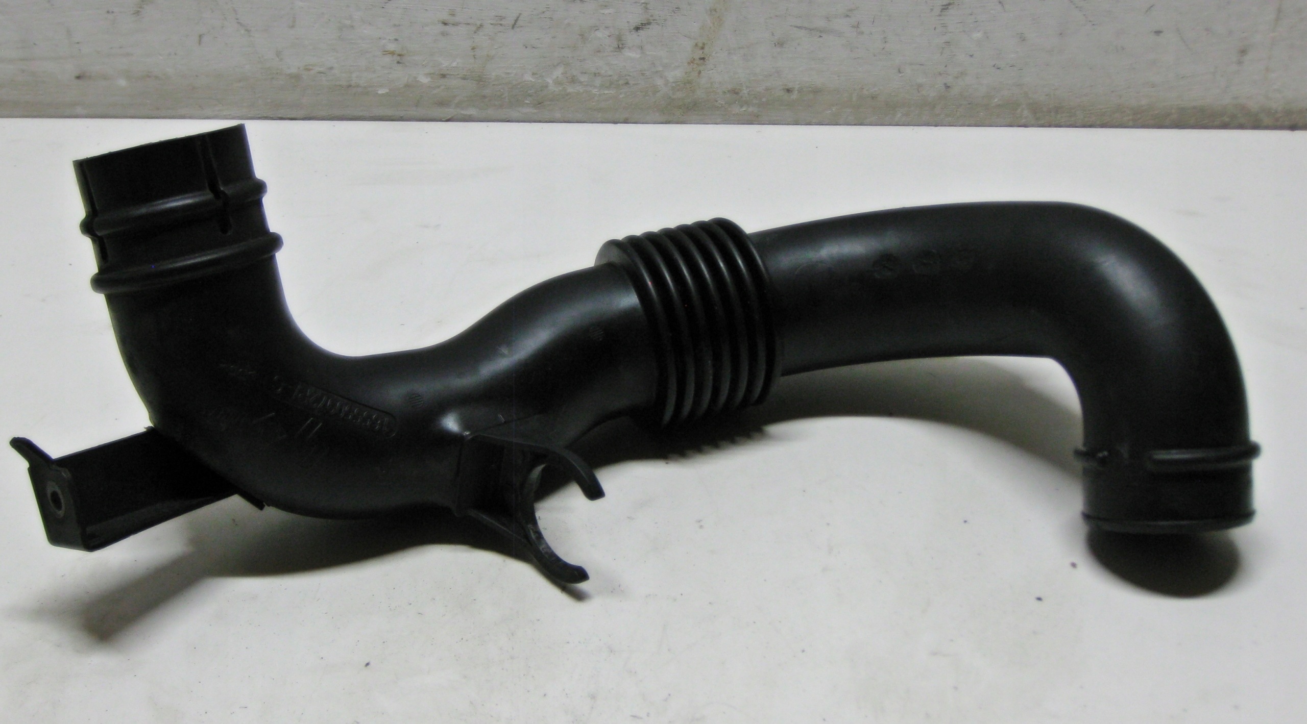 RENAULT MASTER III 2.3 DCI LIFT schlauch luft 165550972R