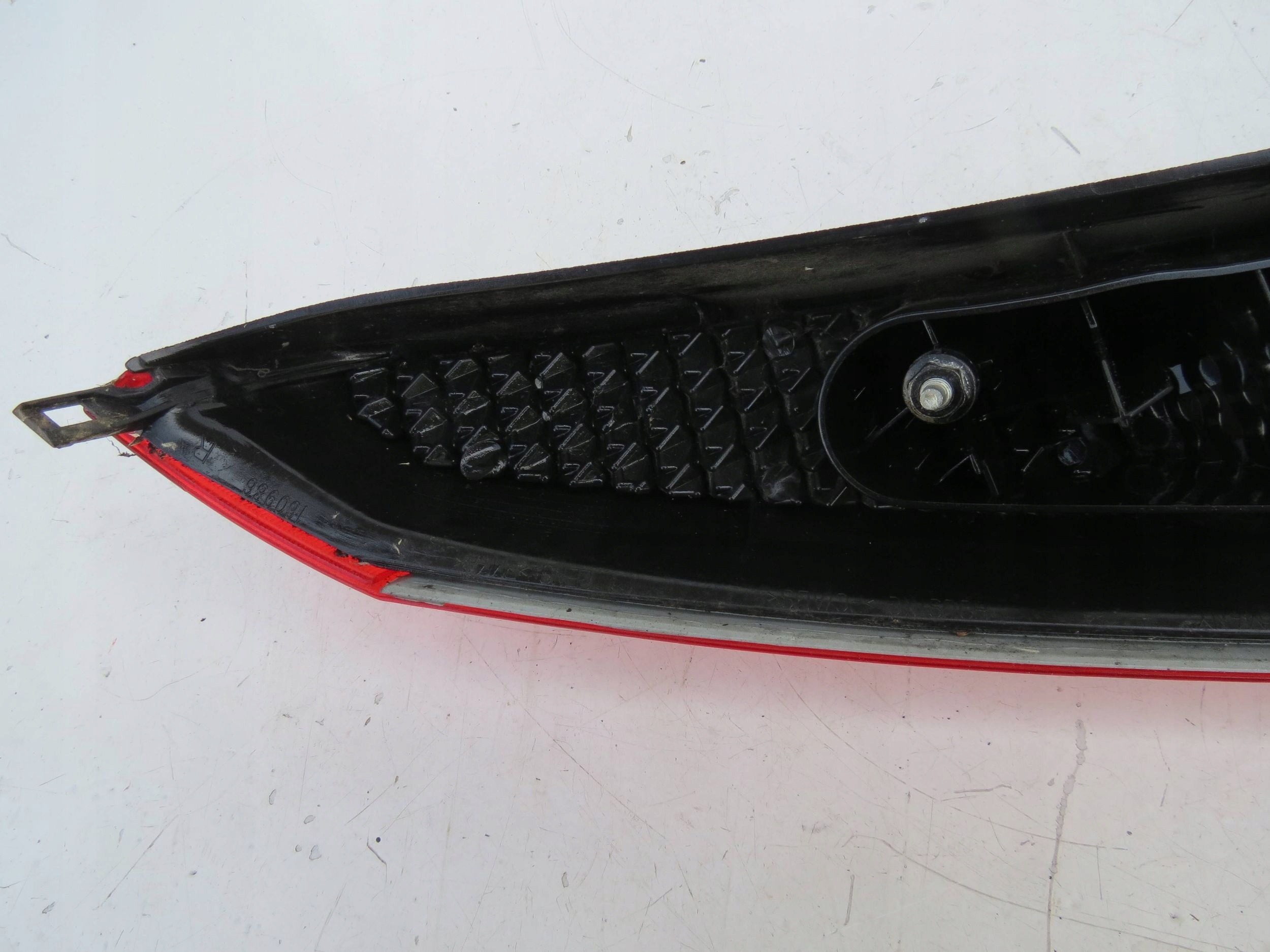 light rear part right upper VOLVO XC70 II Cross Couantr AWD 2.4D 185KM 2000-2007r
