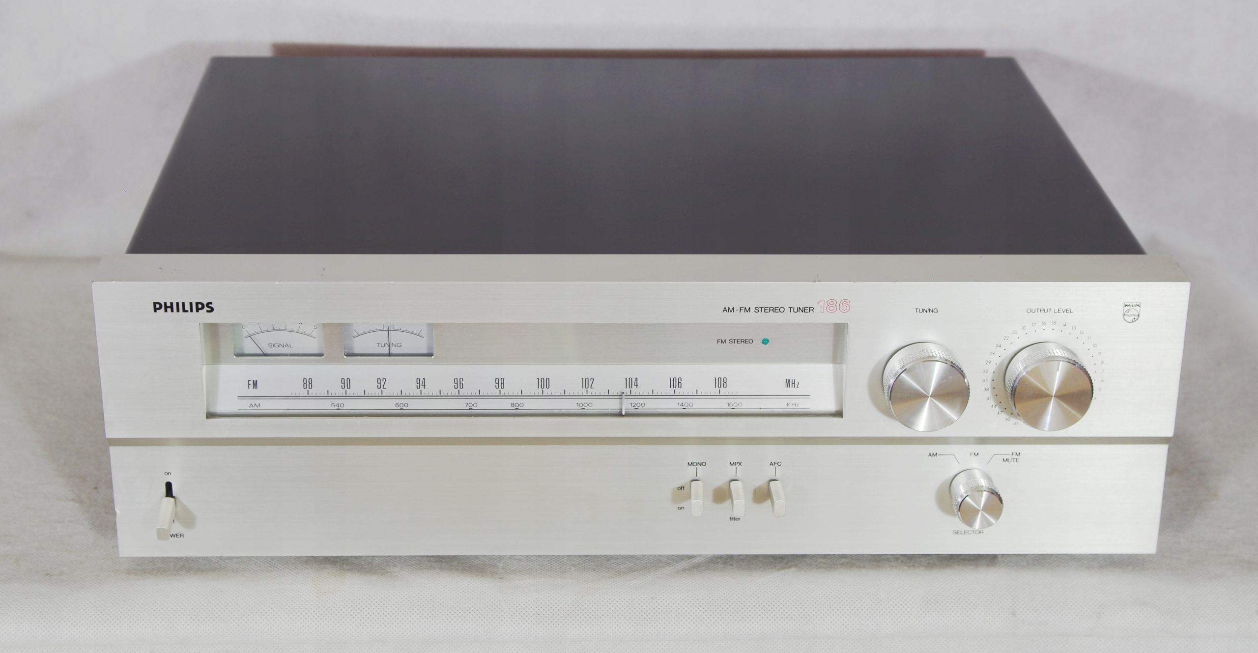 Philips AH-186, dobry Analogowy Tuner vintage (nr2 Model AH186