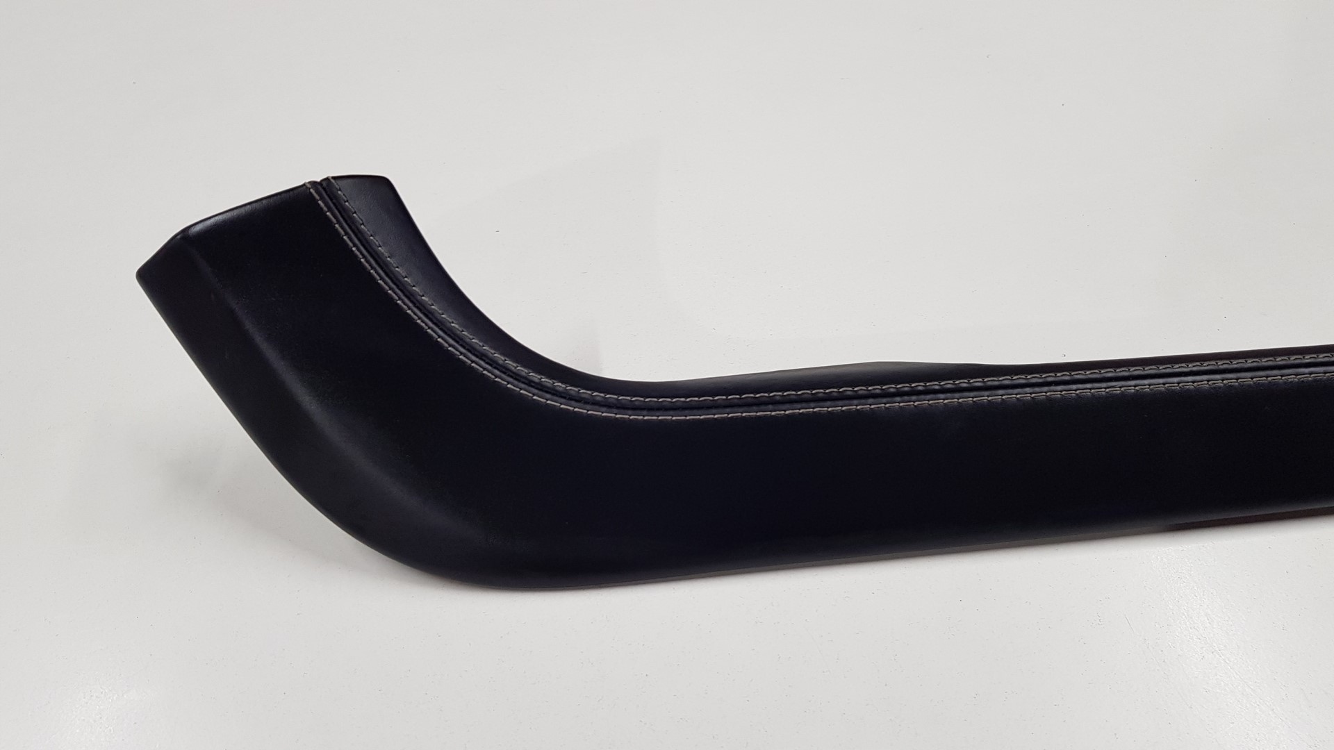 OSŁONA TUNELU LEWA FORD EDGE VIGNALE GT4B-R045A17 Producent części Ford OE