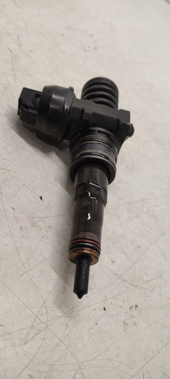 nozzle 038130073BQ VW EOS 2,0 TDI