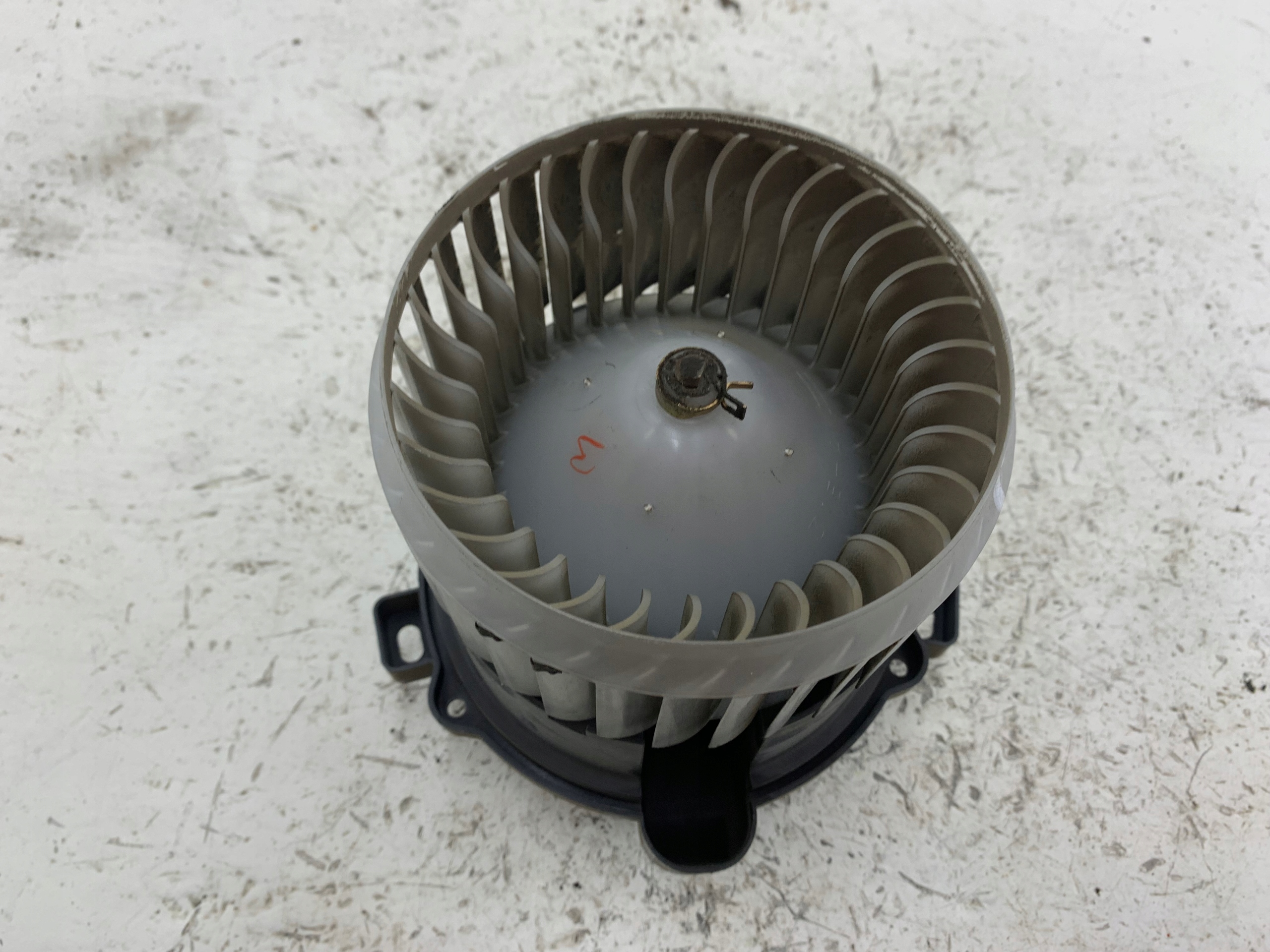 MITSUBISHI COLT VI heating air conditioning devices MF016070-0701