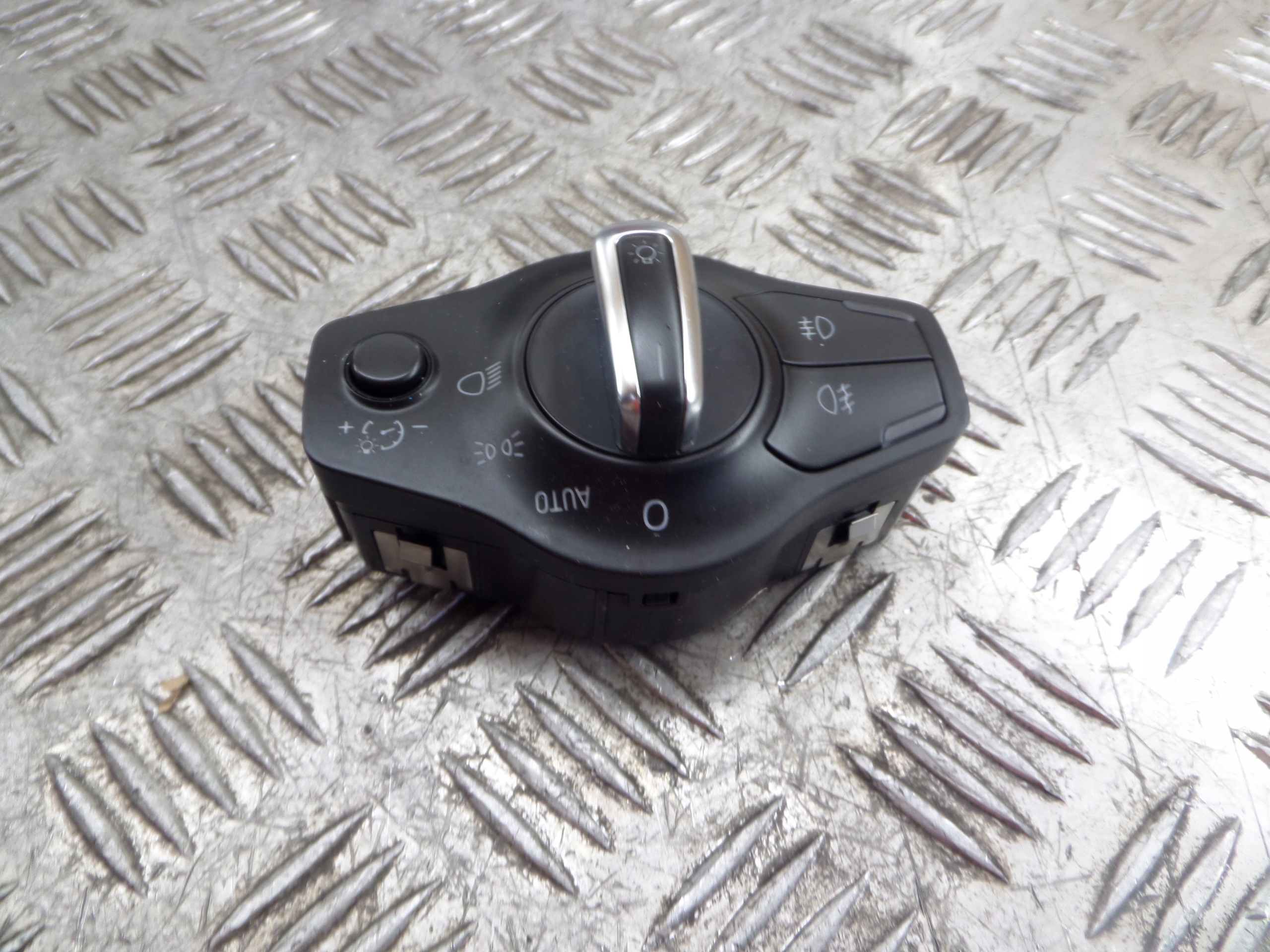light switch switch 8K0941531AS AUDI A5 8T A4 B8