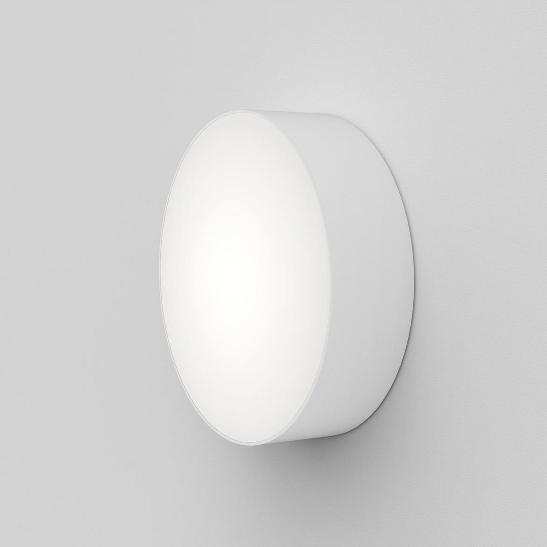 Astro Kea 250 Round biele Led nástenné svietidlo IP65 12,6 W 3000K 250mm