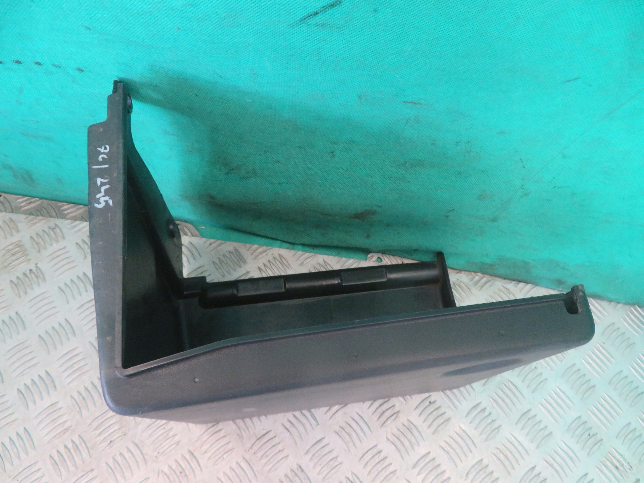 Blende Abdeckung Abdeckung AKUMULATORA SCANIA G410 1945946