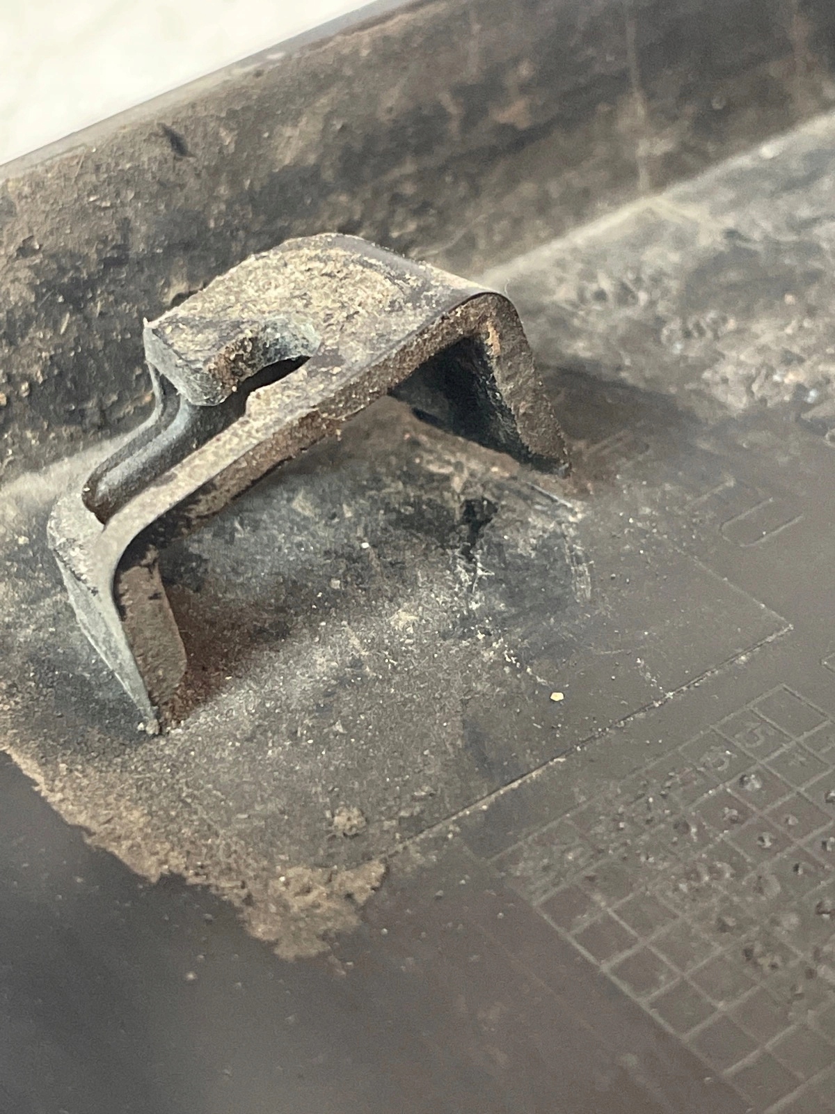 moulding door left Renault Master III