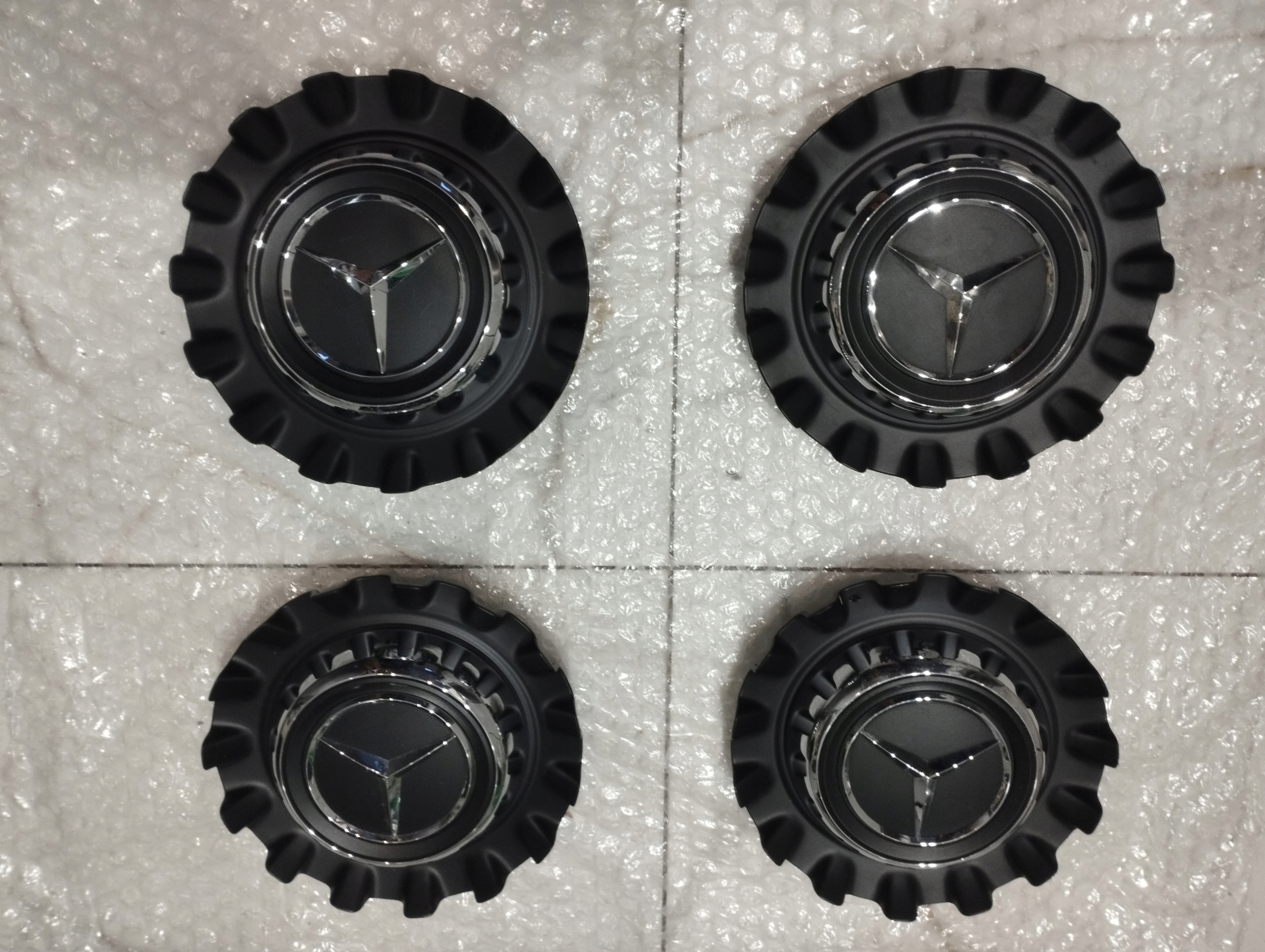 ORYGINAŁ ASO DEKIELKI DEKIELEK FELGI FELG MERCEDES OEM AMG A0004006900 GT