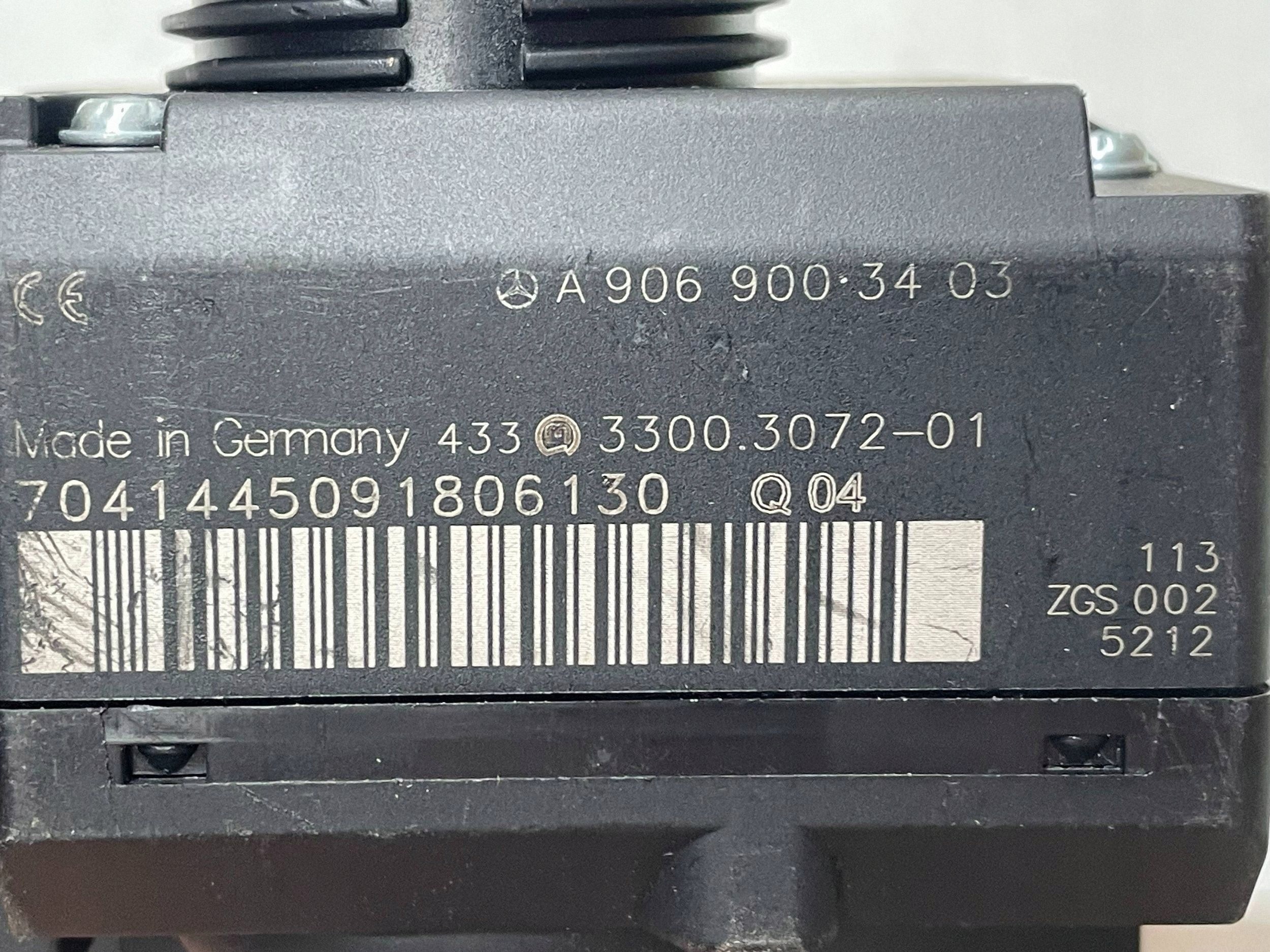 ignition MERCEDES-BENZ SPRINTER W906 A9069003403 original!
