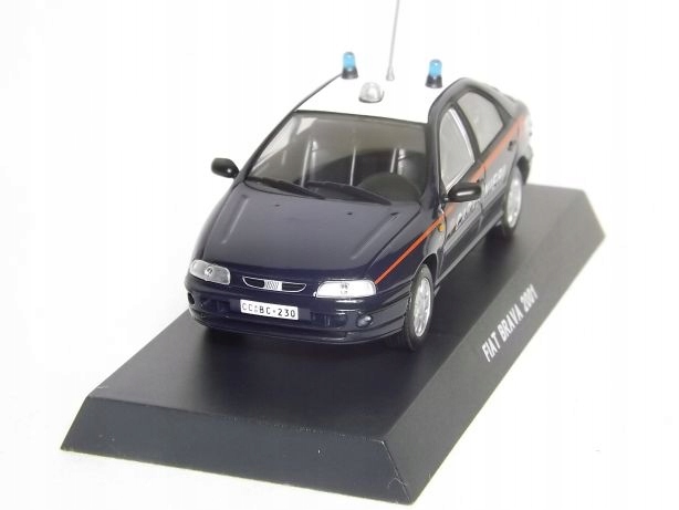 Fiat Brava Carabinieri 1:43 DeA