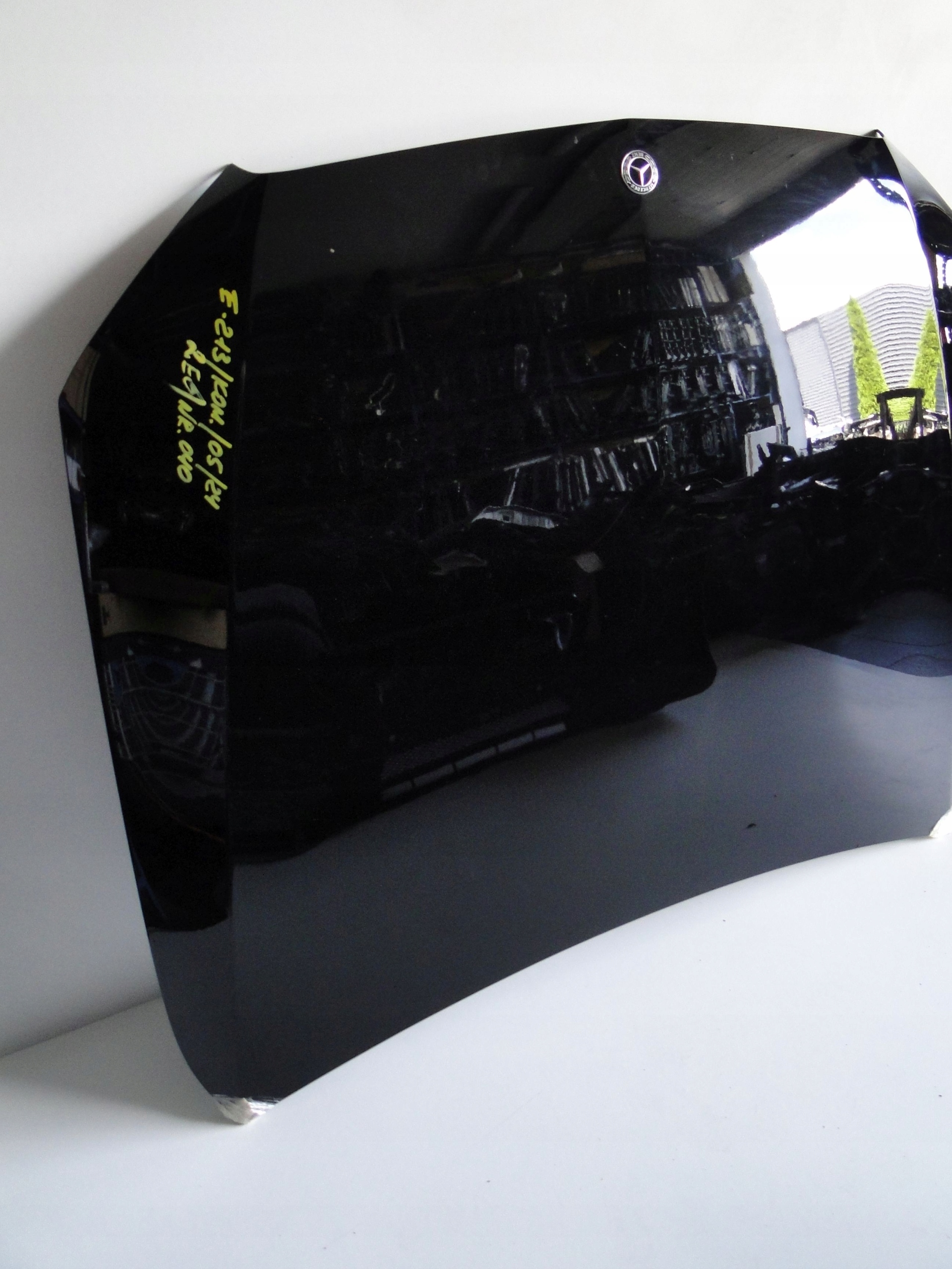 MERCEDES E KLASA 213 W213 MASKA POKRYWA SILNIKA 040 A2138800357 Producent części Mercedes-Benz OE