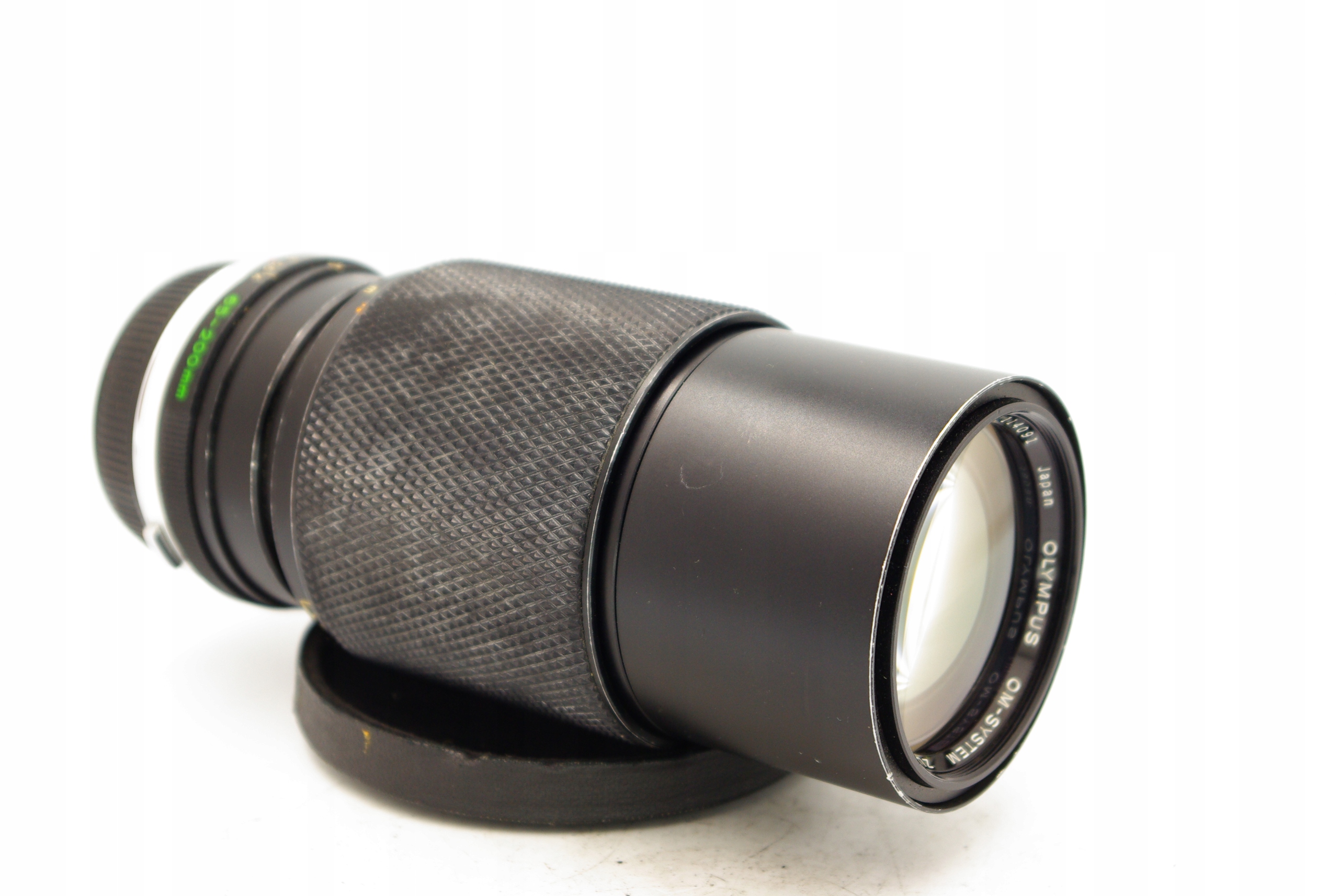 OLYMPUS Zuiko Auto-ZOOM 65-200mm 1:4 Model OLYMPUS Zuiko Auto-ZOOM 65-200mm 1:4