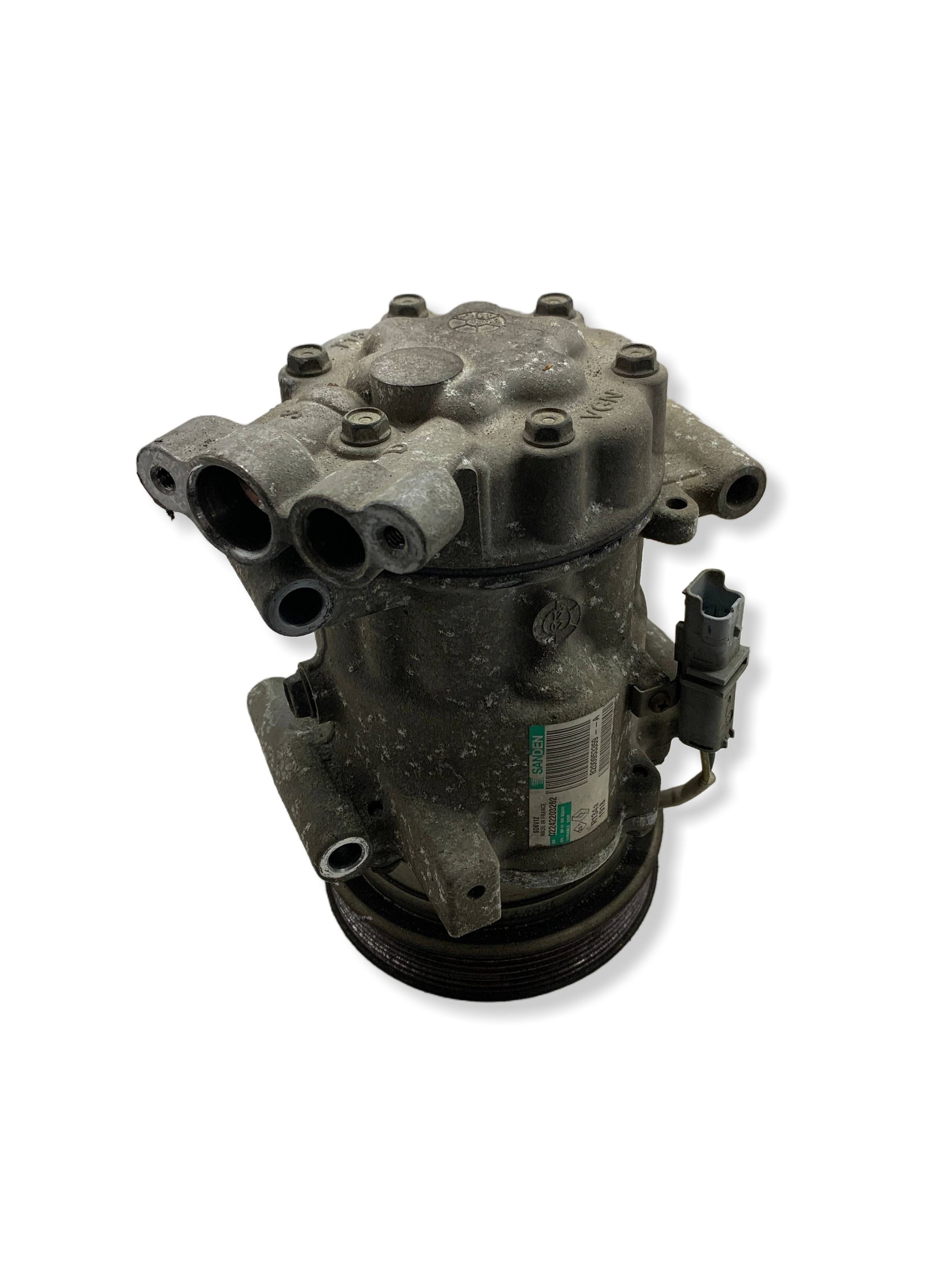 compressor compressor; of the air conditioning 8200953359A RENAULT KANGOO II (2007-2013)