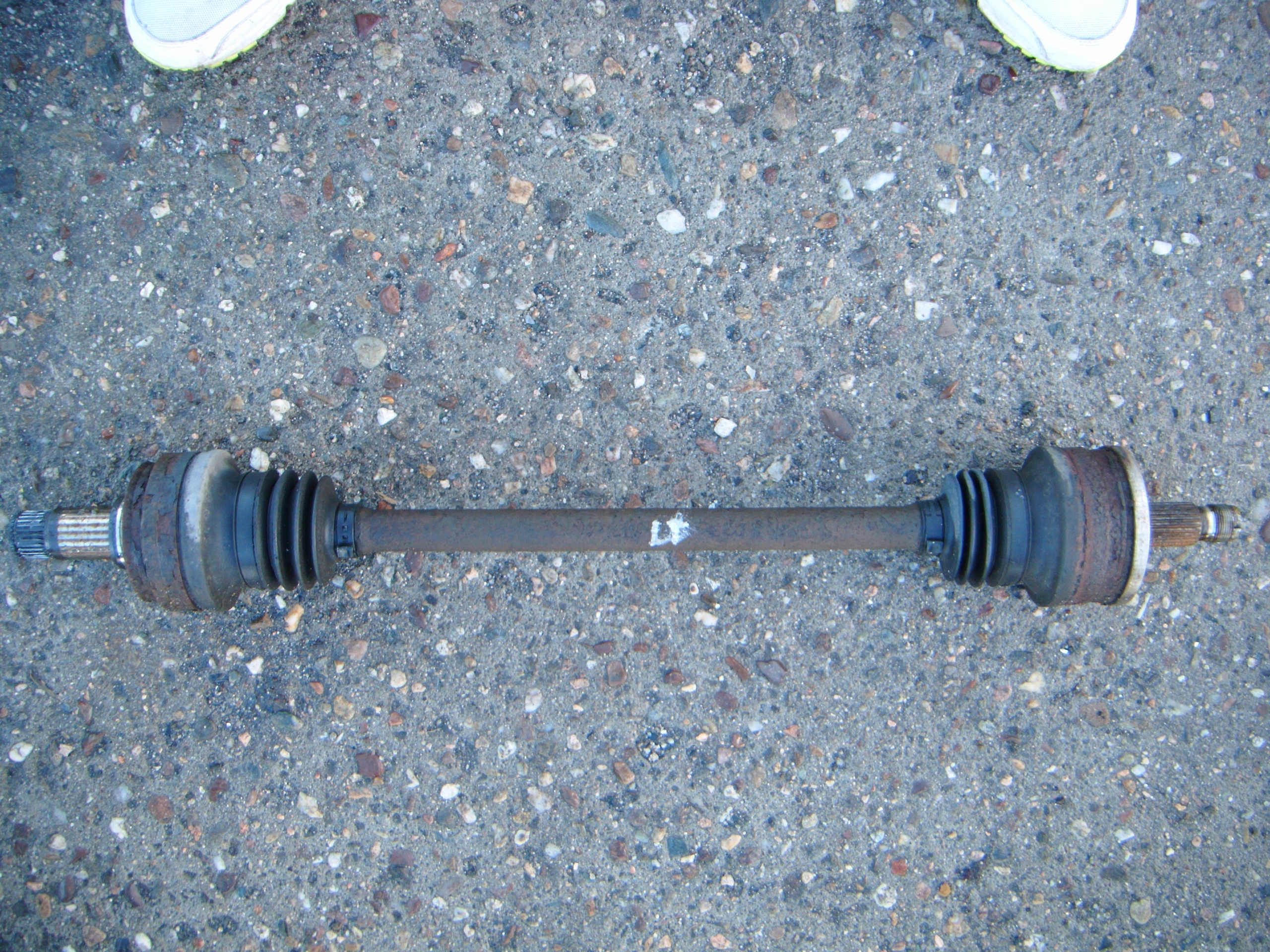 MERCEDES C KLASA W203 00-07 PÓŁOŚ LEWA TYLNA TYŁ