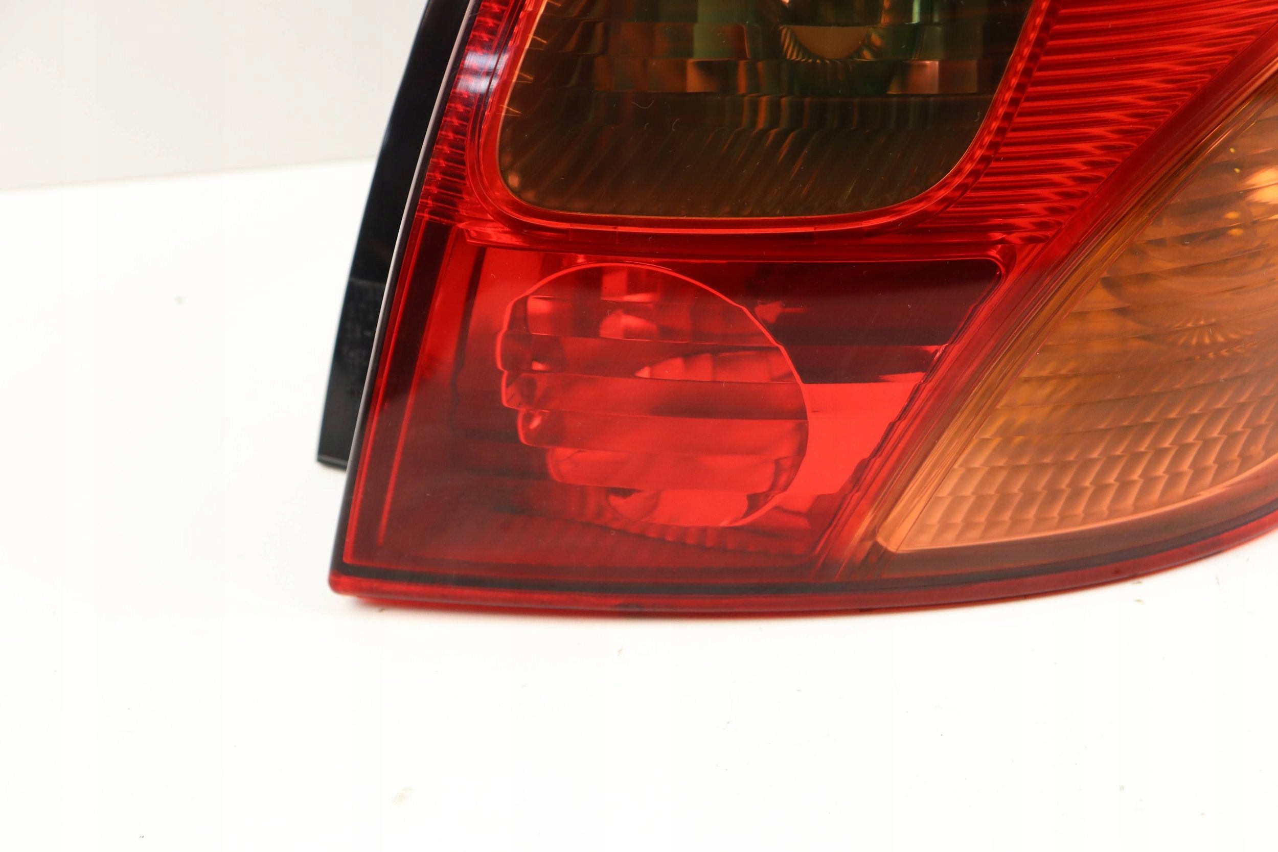 TOYOTA COROLLA VERSO E12 light right rear part rear EUROPA