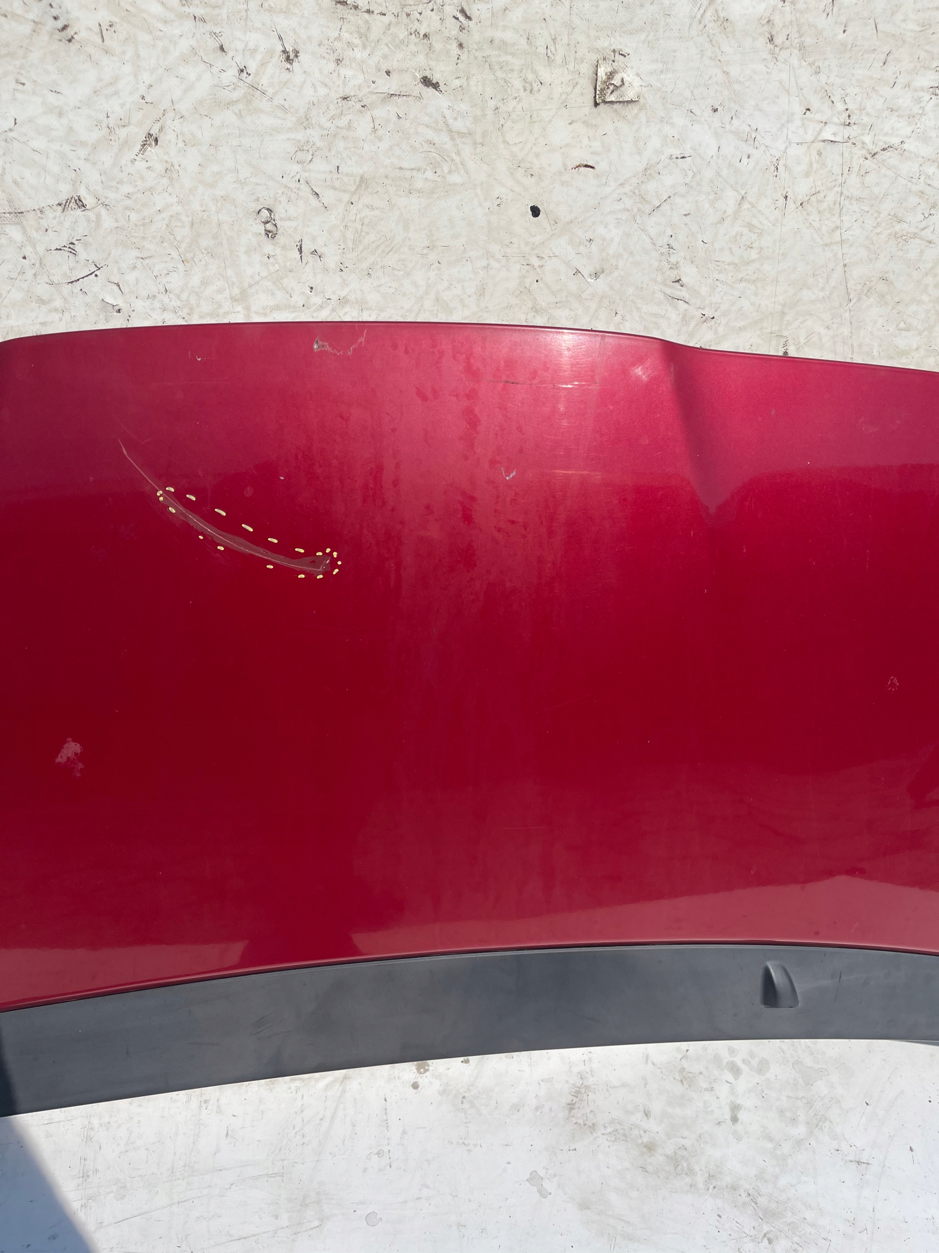 CAPOT PEUGEOT 5008 09