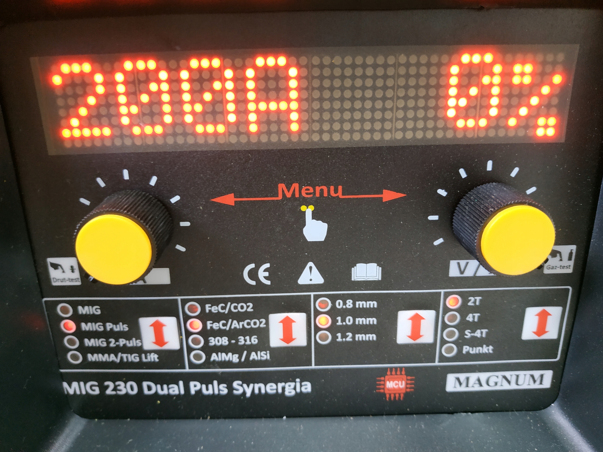 SPAWARKA MIGOMAT MAGNUM MIG 230 DUAL PULS SYNERGIA Model 230