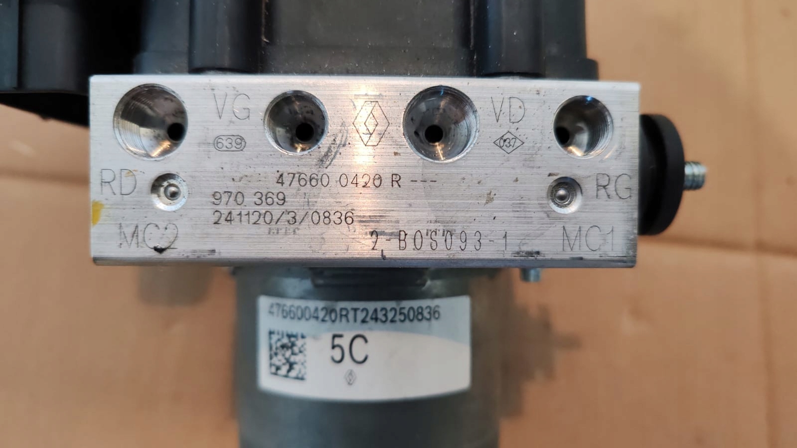 насос ABS renault ARKANA 476600420R оригинал