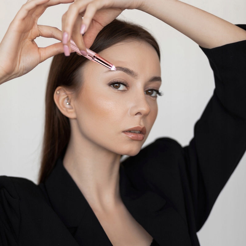 DEPILATOR TRYMER DO BRWI TWARZY W FORMIE SZMINKI Marka Retoo