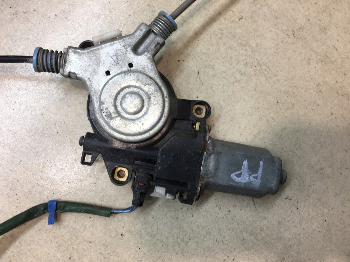 window regulator right front CIVIC VII 3D HB 2 PIN