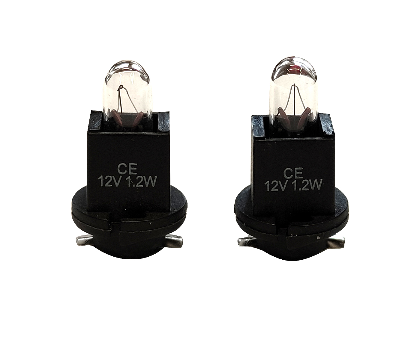 

Żarówka w oprawie BAX7x12 R5 12V licznik 2 szt