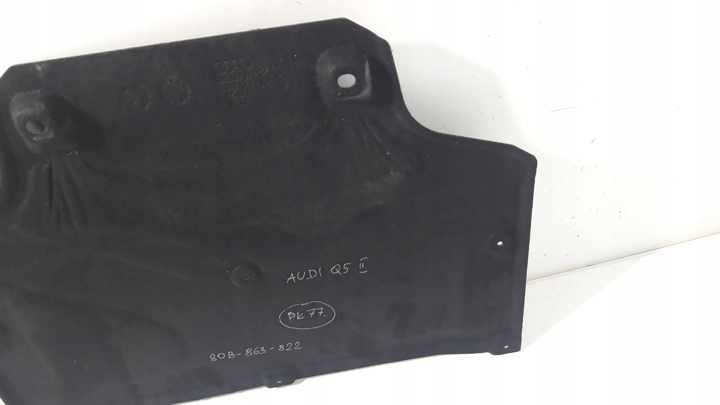 Audi Q5 II motor cover lower 80B-863-822 (PL77)