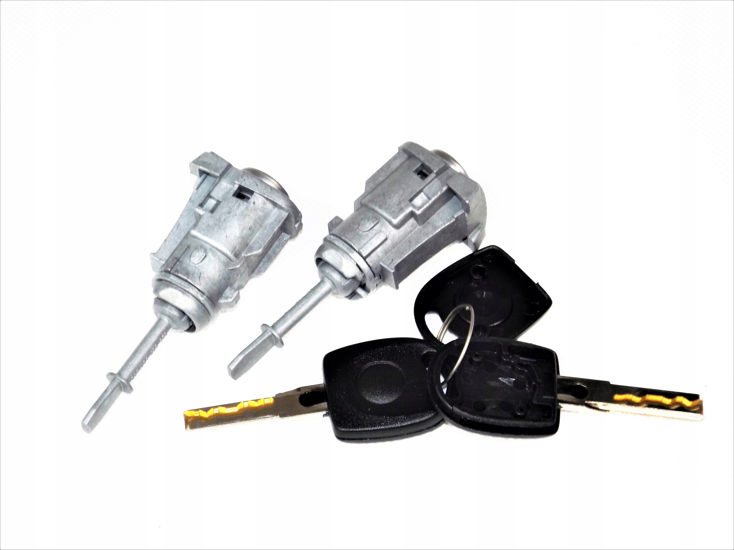 WKŁADKA ZAMKA WKŁADKI SEAT LEON 99-05 NOWE Typ samochodu Samochody osobowe