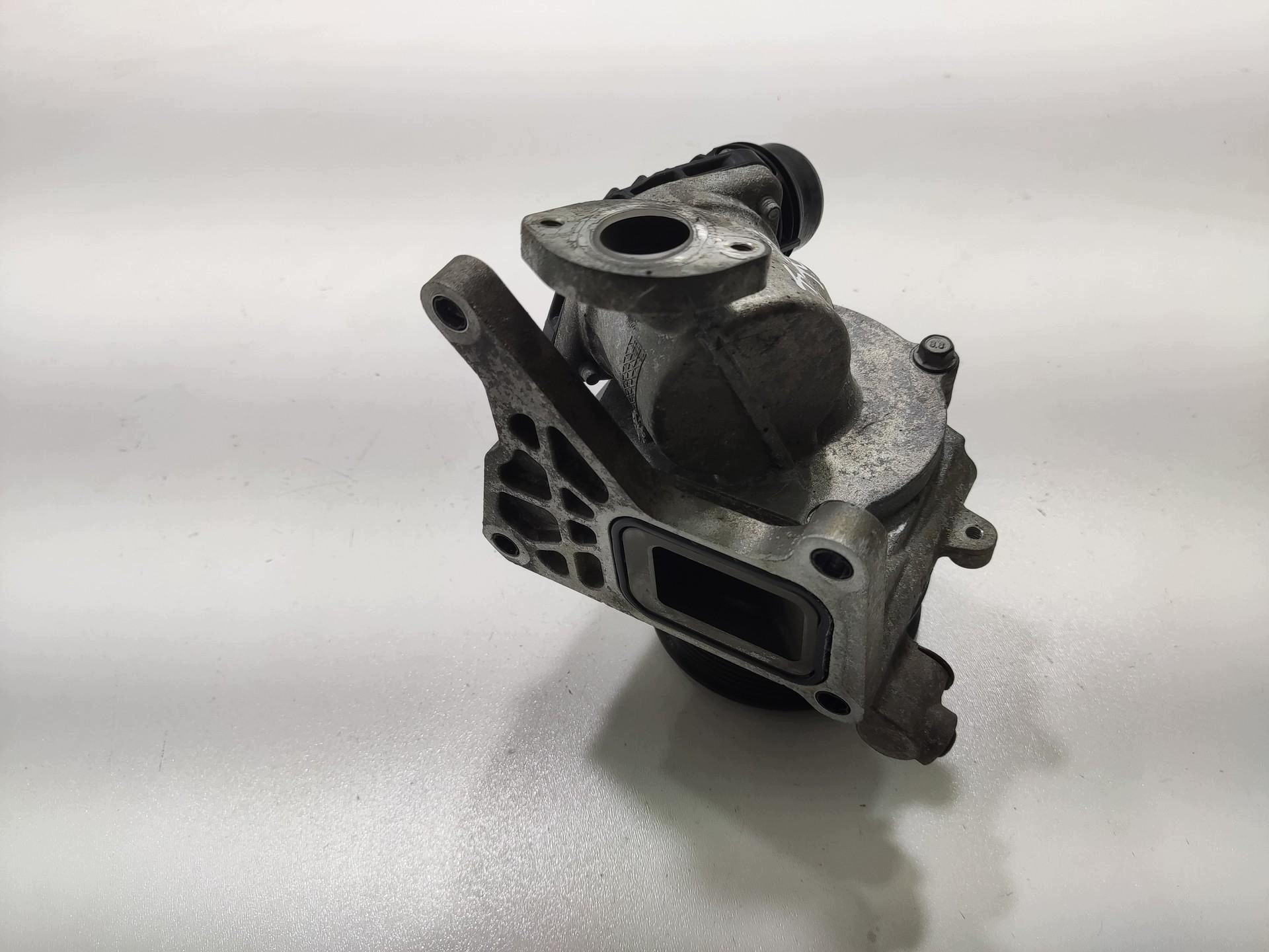 water pump OPEL ASTRA K V 1.6 CDTI 2015-2019 55496778