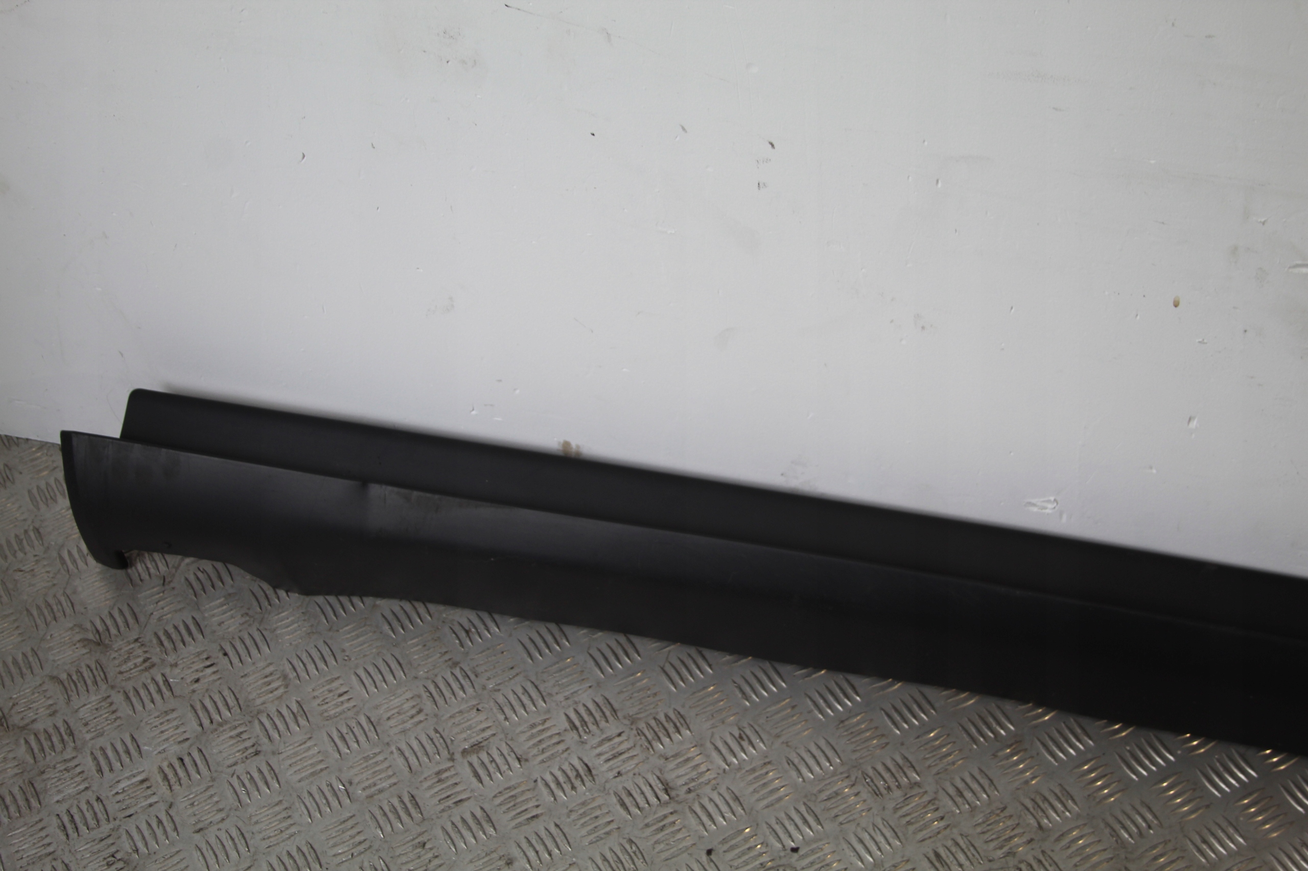 cap threshold threshold right JEEP CHEROKEE KL
