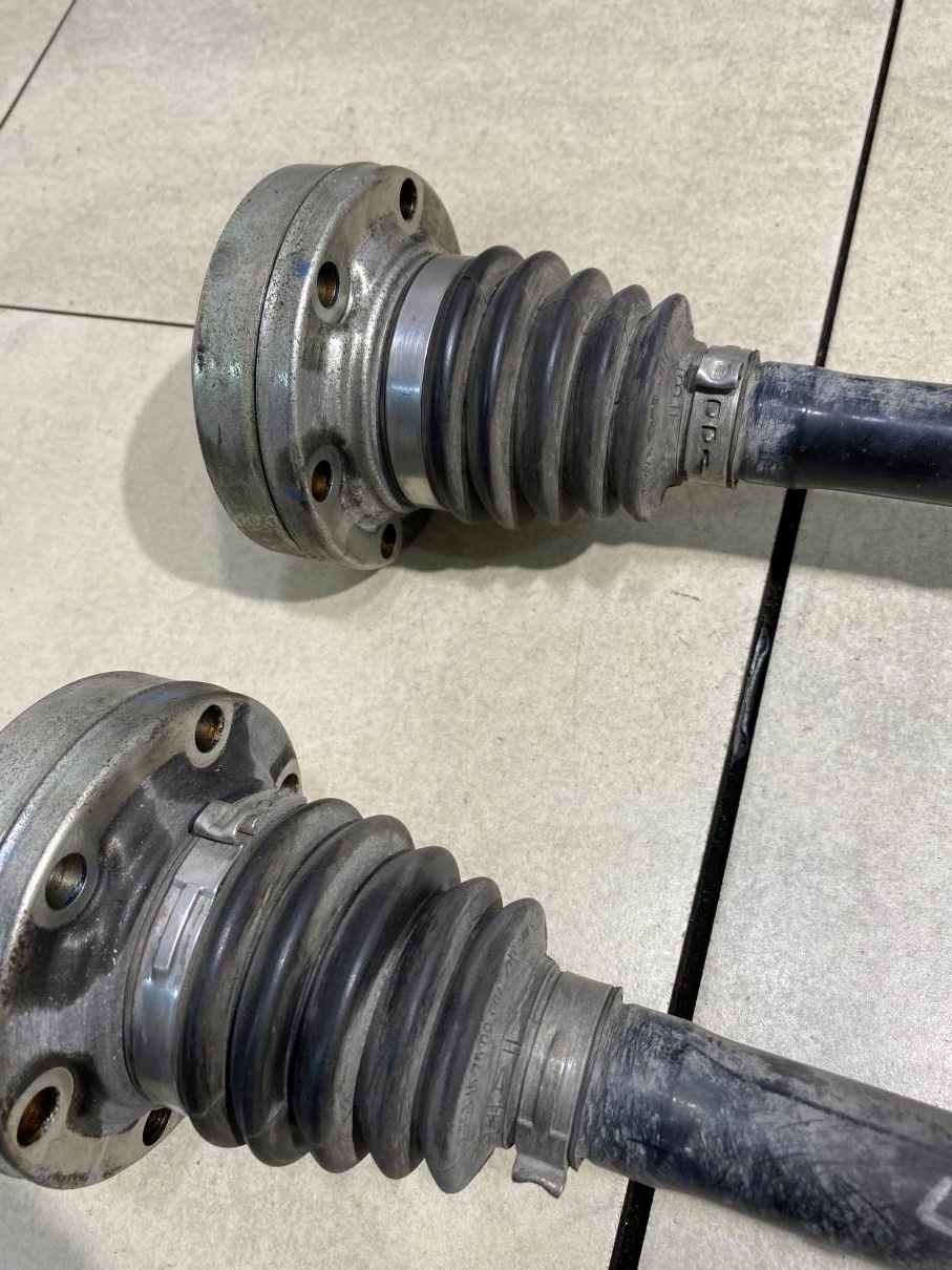 semi-axis rear part AUDI Q7 4L 3.0 TDI 7L8501201