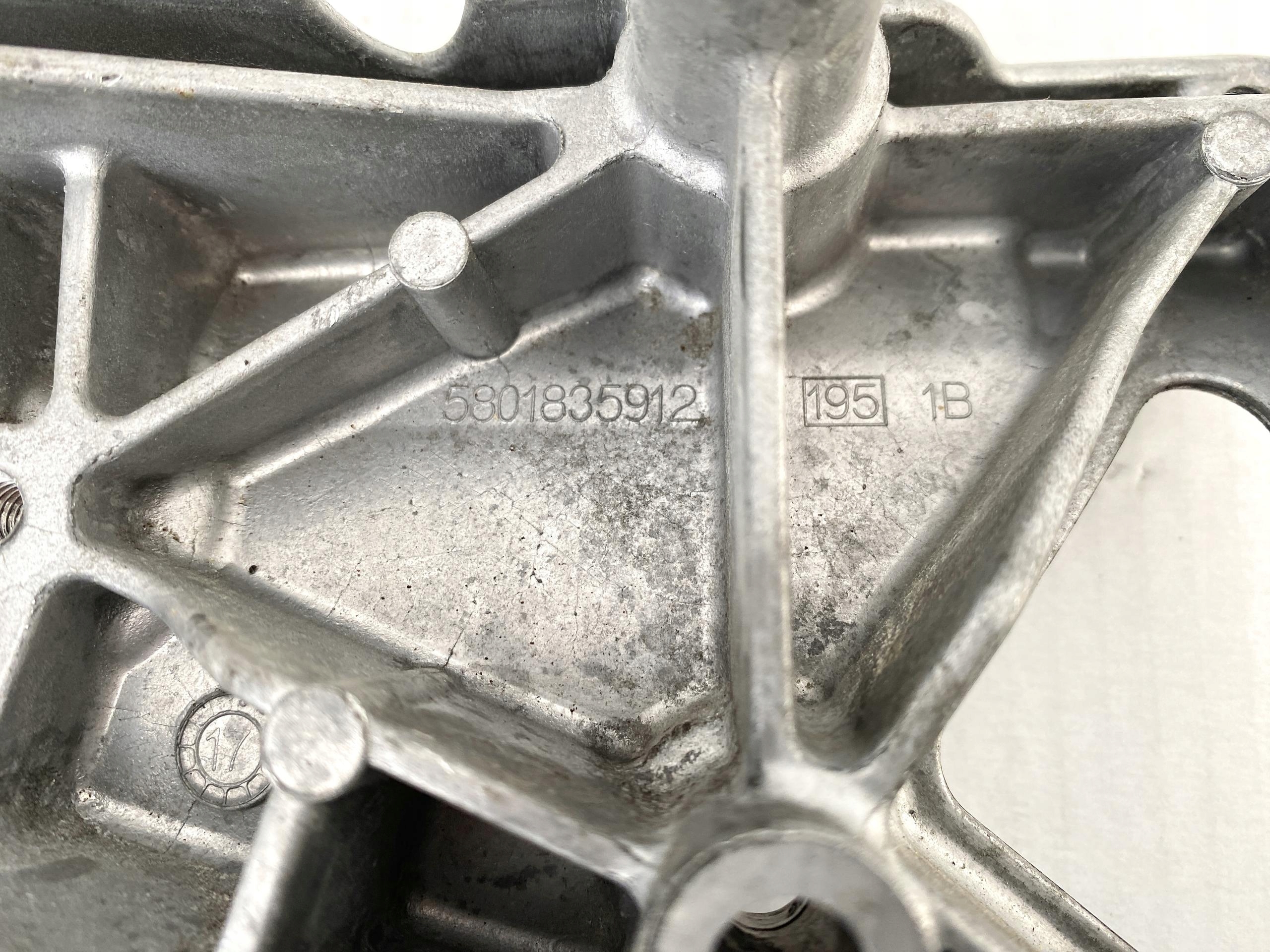 DUCATO 16- 2.3 JTD držač držač Sprezarki klimatizacije E6