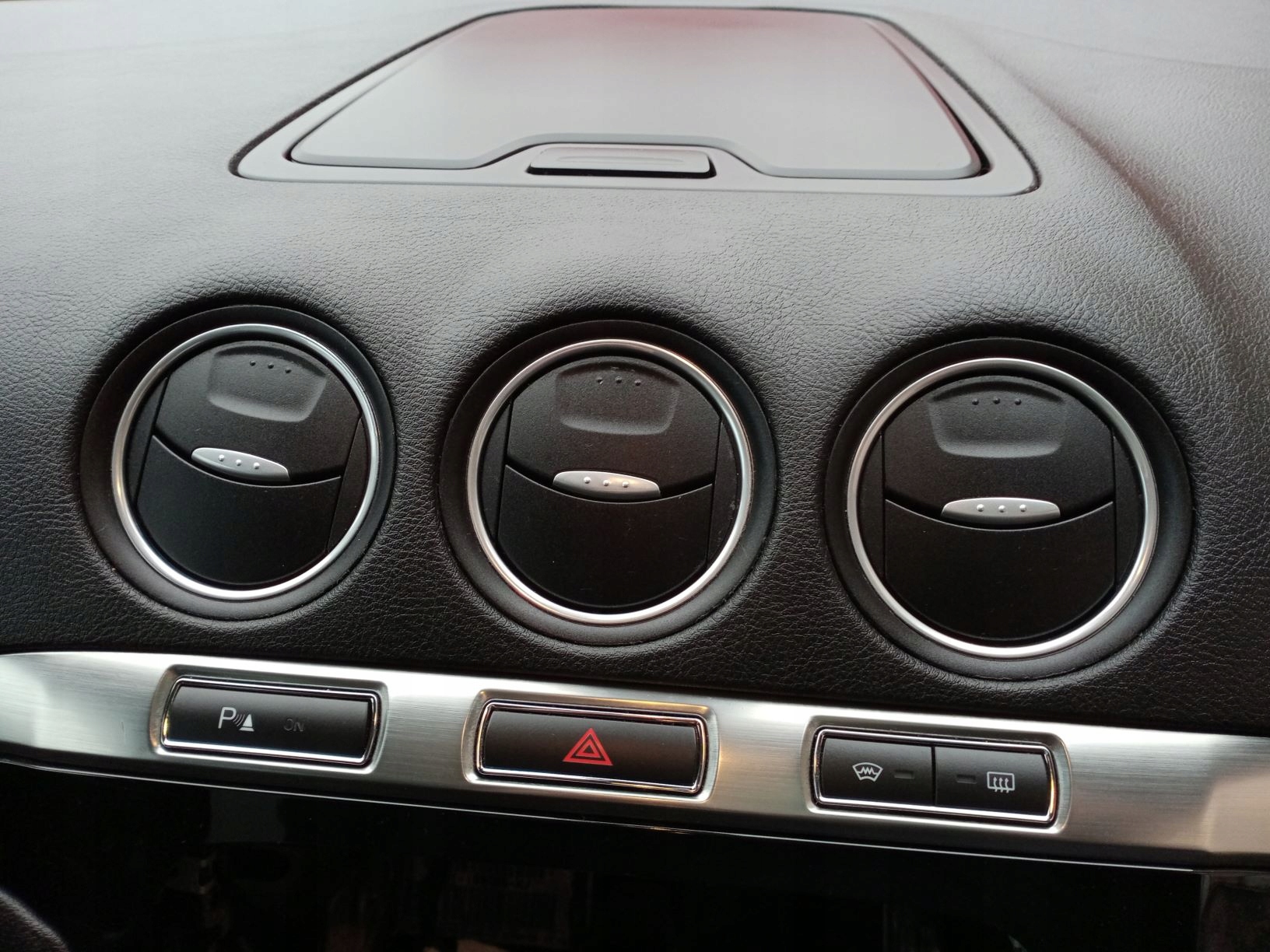 FORD MONDEO MK4 LIFT - PRZYCISK ŚWIATEŁ AWARYJNYCH