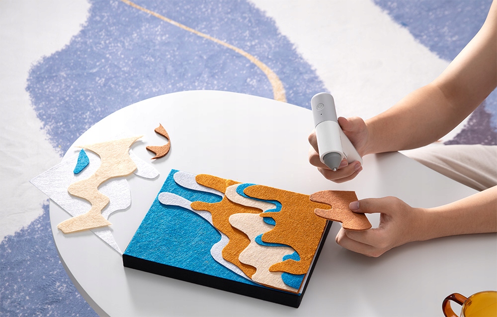 HOTO PISTOLET DO KLEJU NA GORĄCO BEZPRZEWODOWY AKUMULATOROWY USB-C 3000MAH Seria 6974370801397