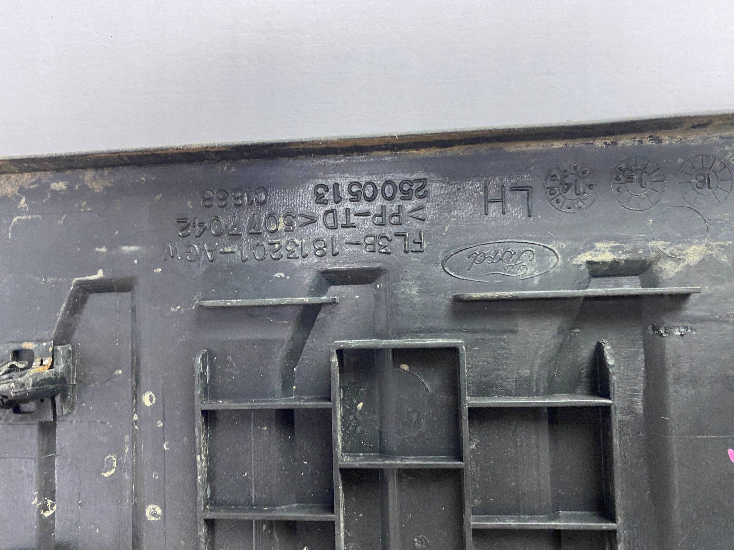 cap threshold rear Ford F150 2015+
