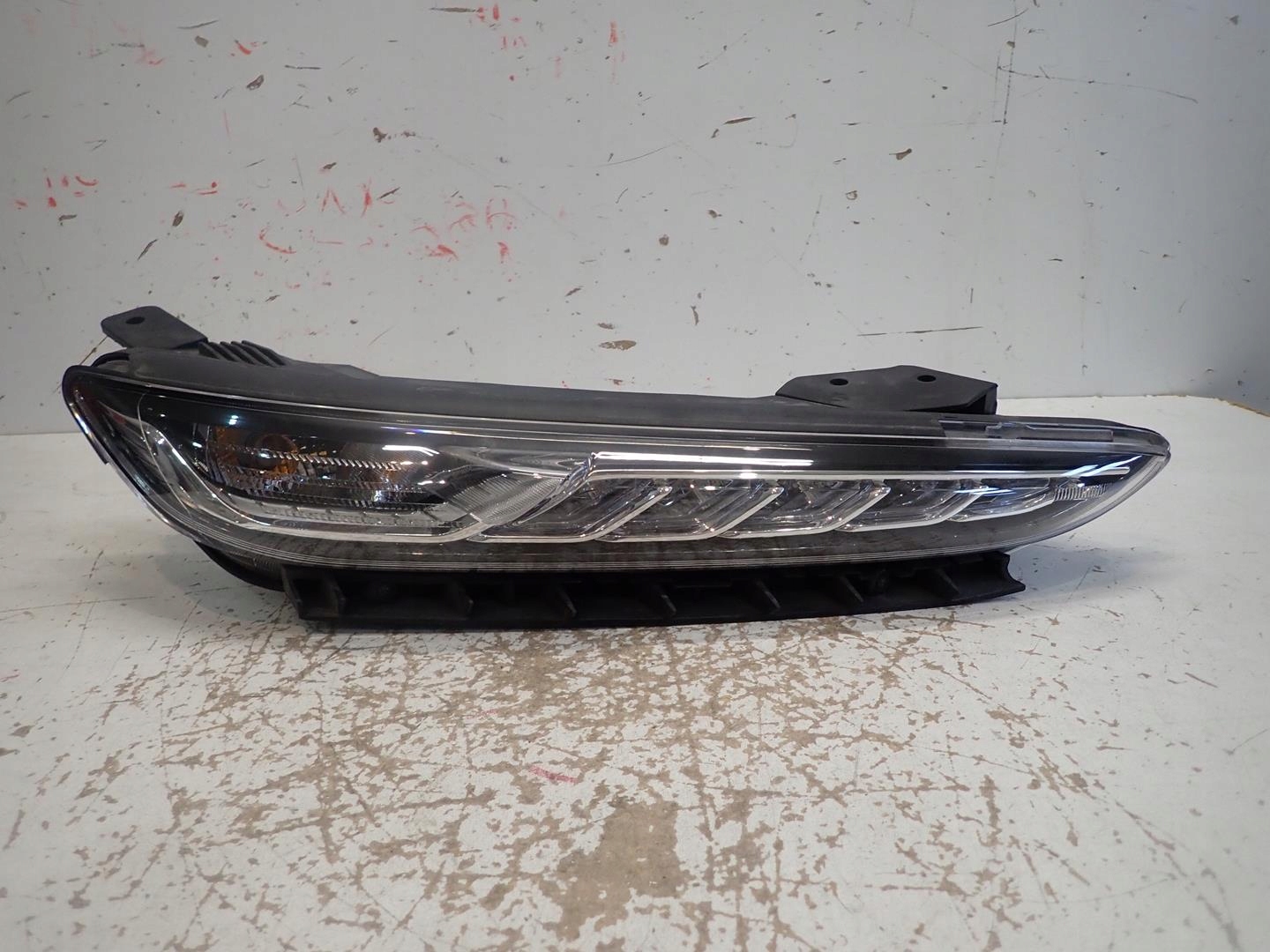 light front front right HYUNDAI KONA 2017- LED