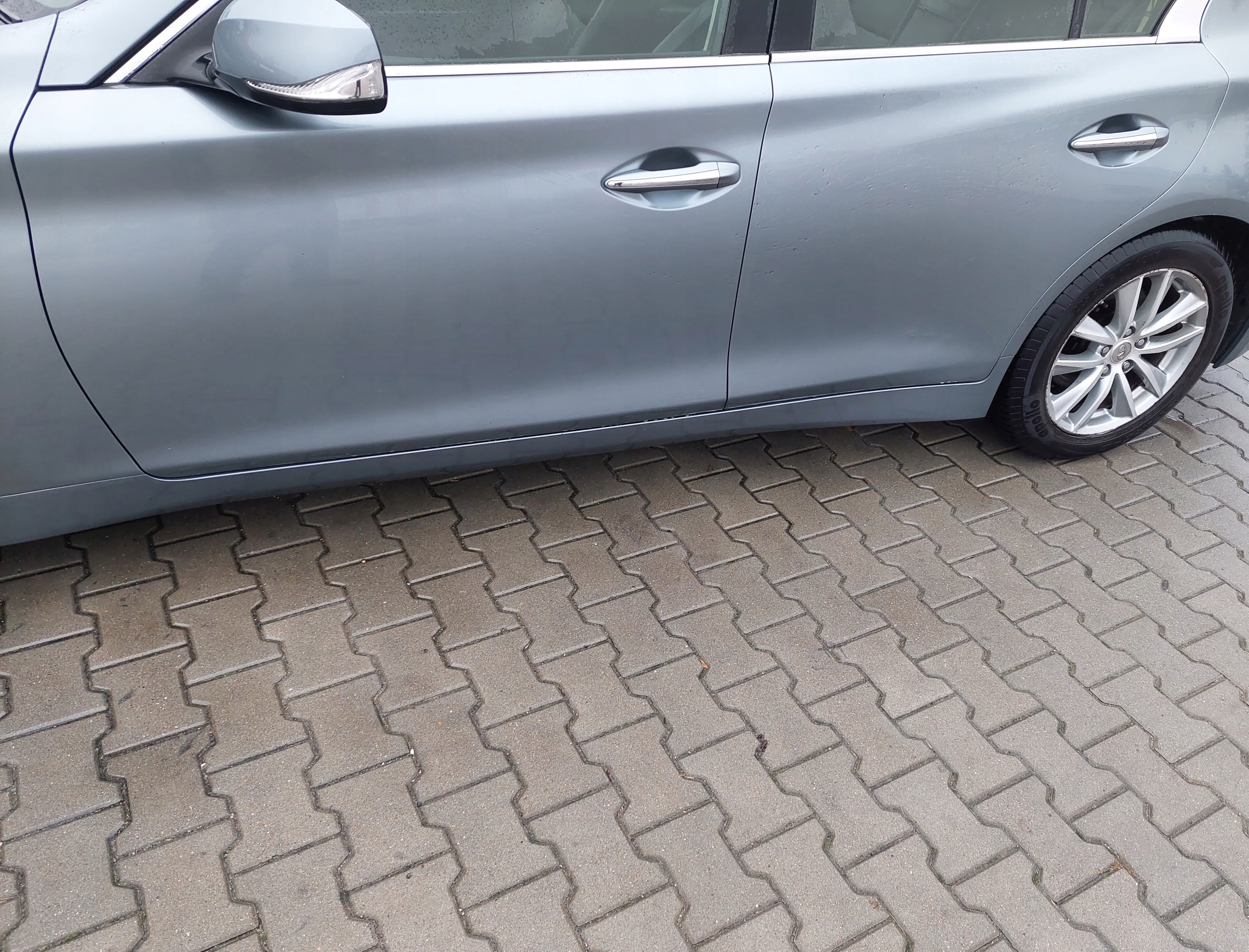 moulding threshold left threshold left INFINITI Q50 RBP