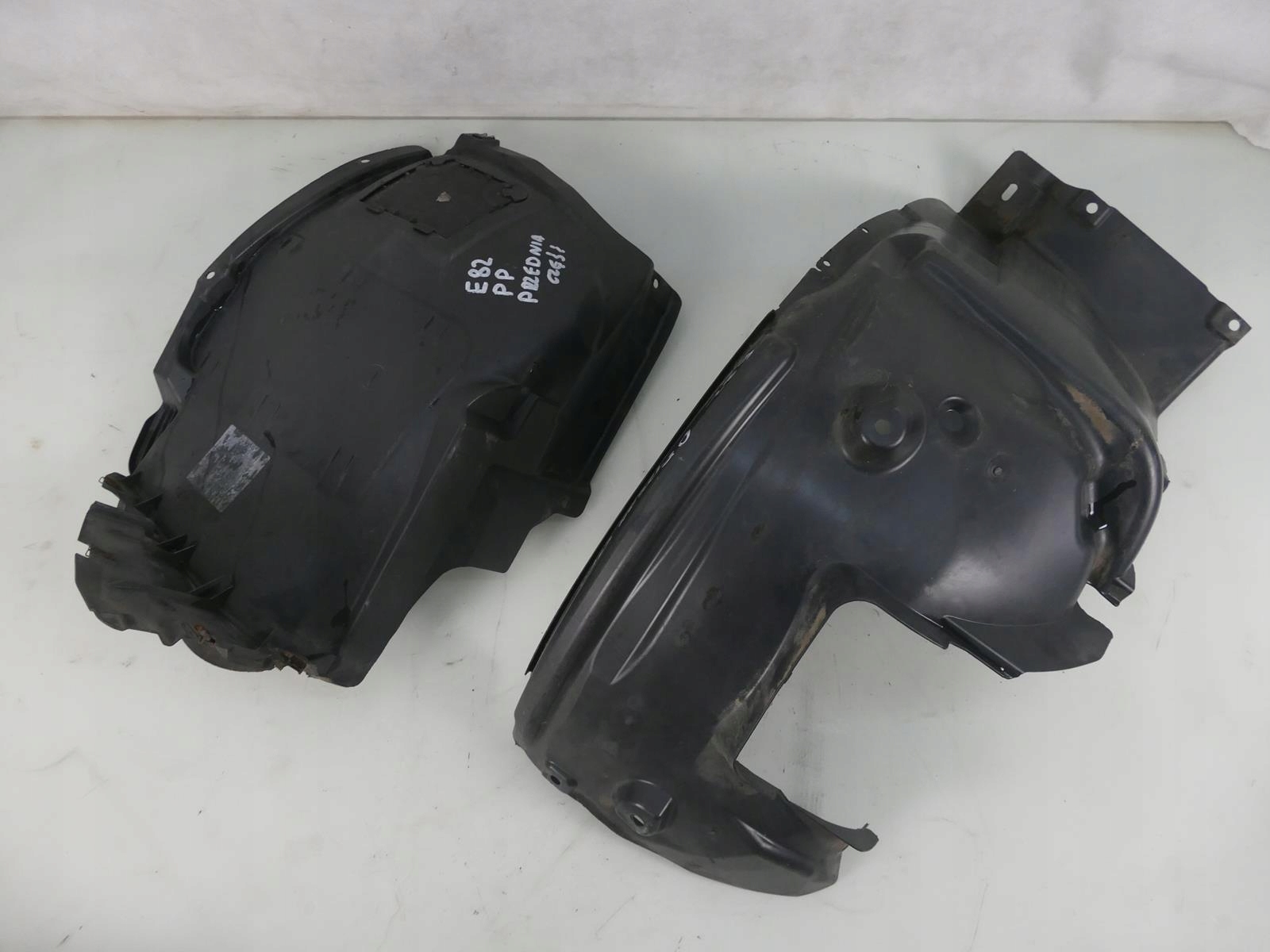 BMW 1 E82 E88 E81 NADKOLE PRAWY PRZÓD PRAWE PRZEDNIE 2 CZĘŚCI